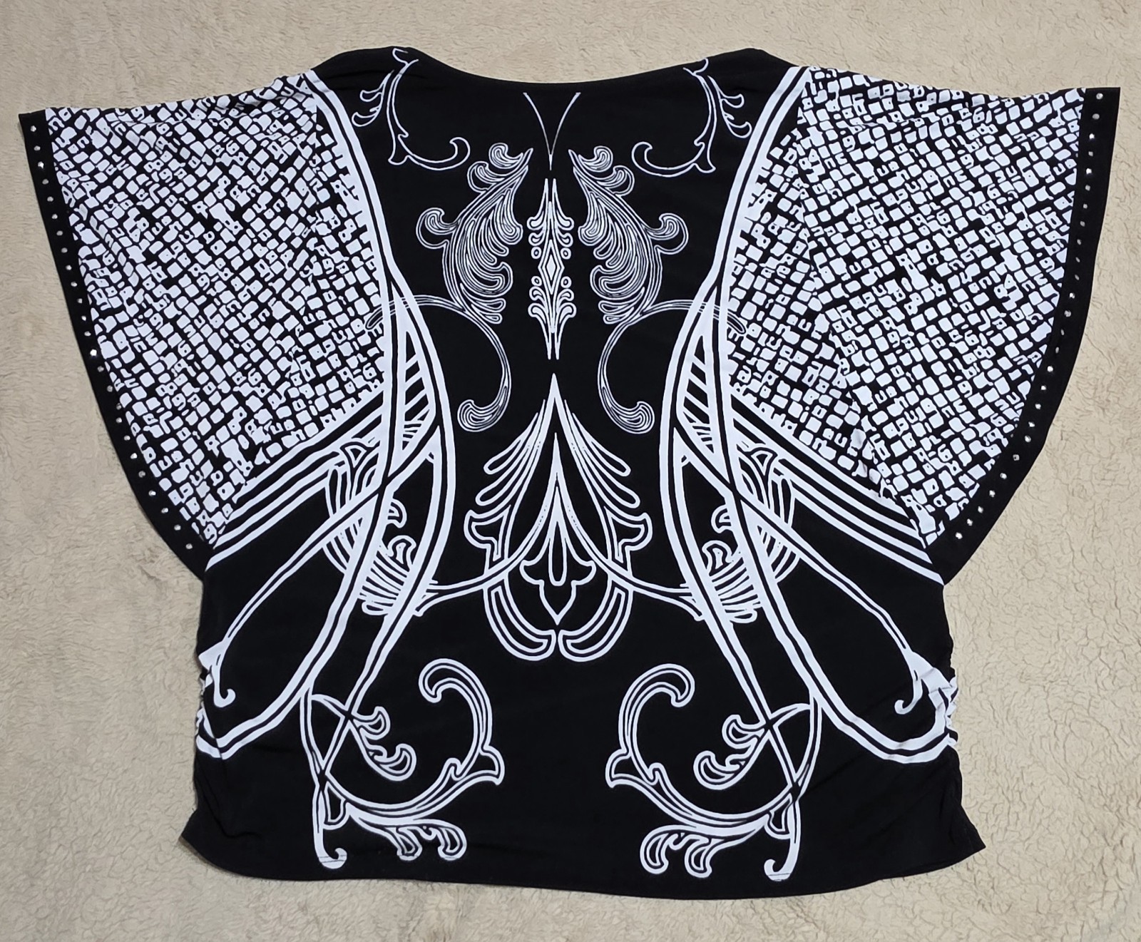 JM Collection Black and White Rhinestone Embellished Kimono Sleeve Top XL