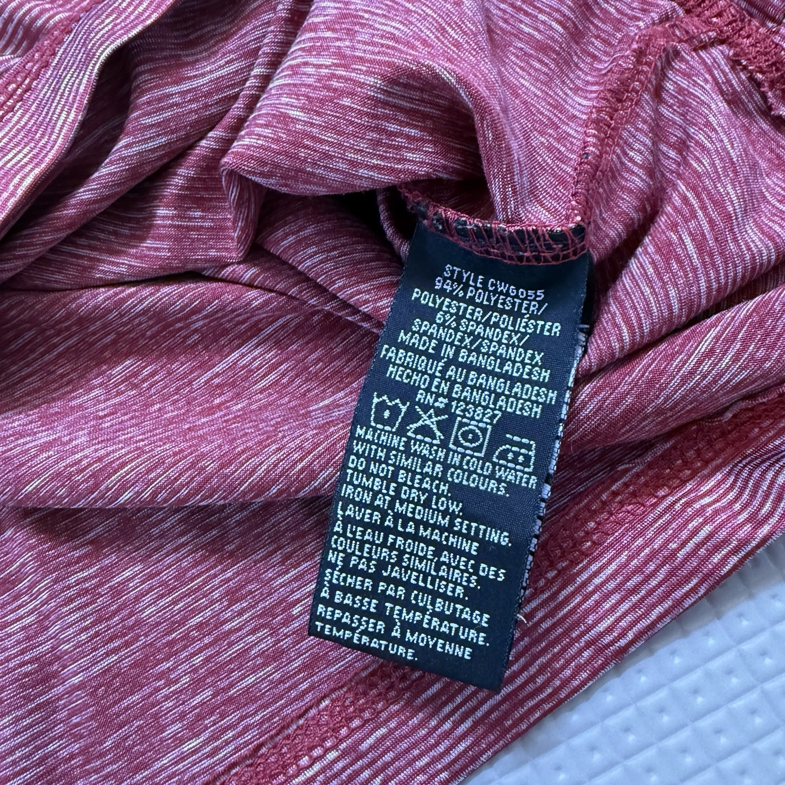 Canada Weather Gear Athletic Long Sleeve Top Size L Sun Protection Burgundy