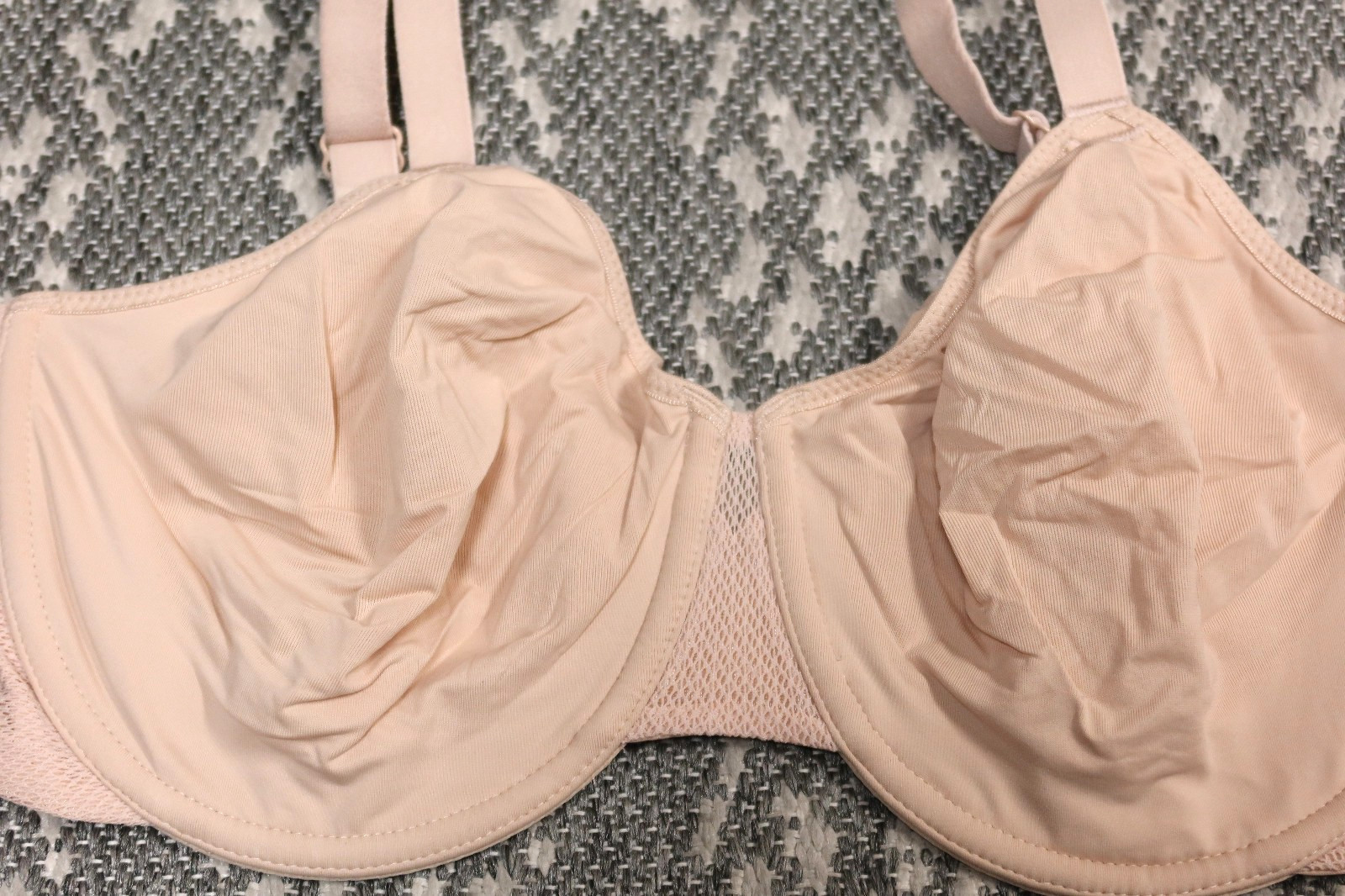New Wacoal Wacoal Keep Your Cool Underwire Bra – 34DDD – Sand – # 855378