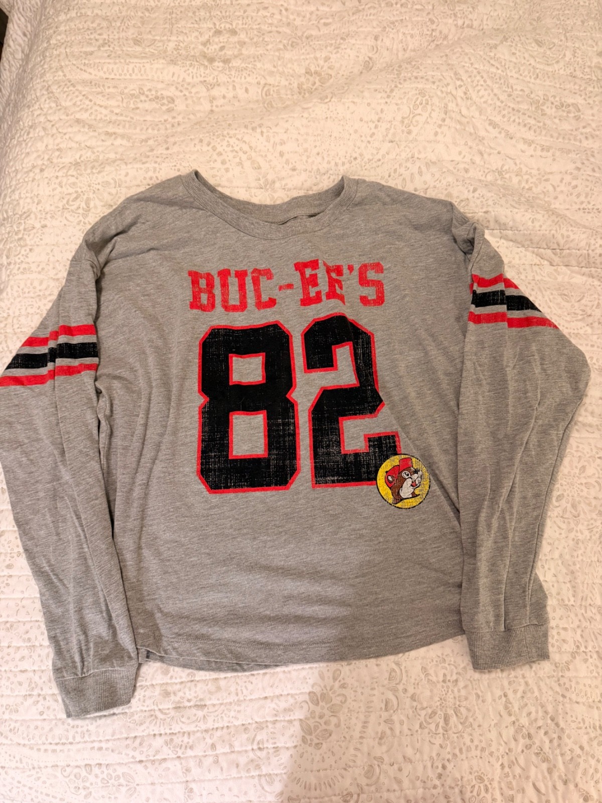 Buc-ee’s Womens Long Sleeve Tee large