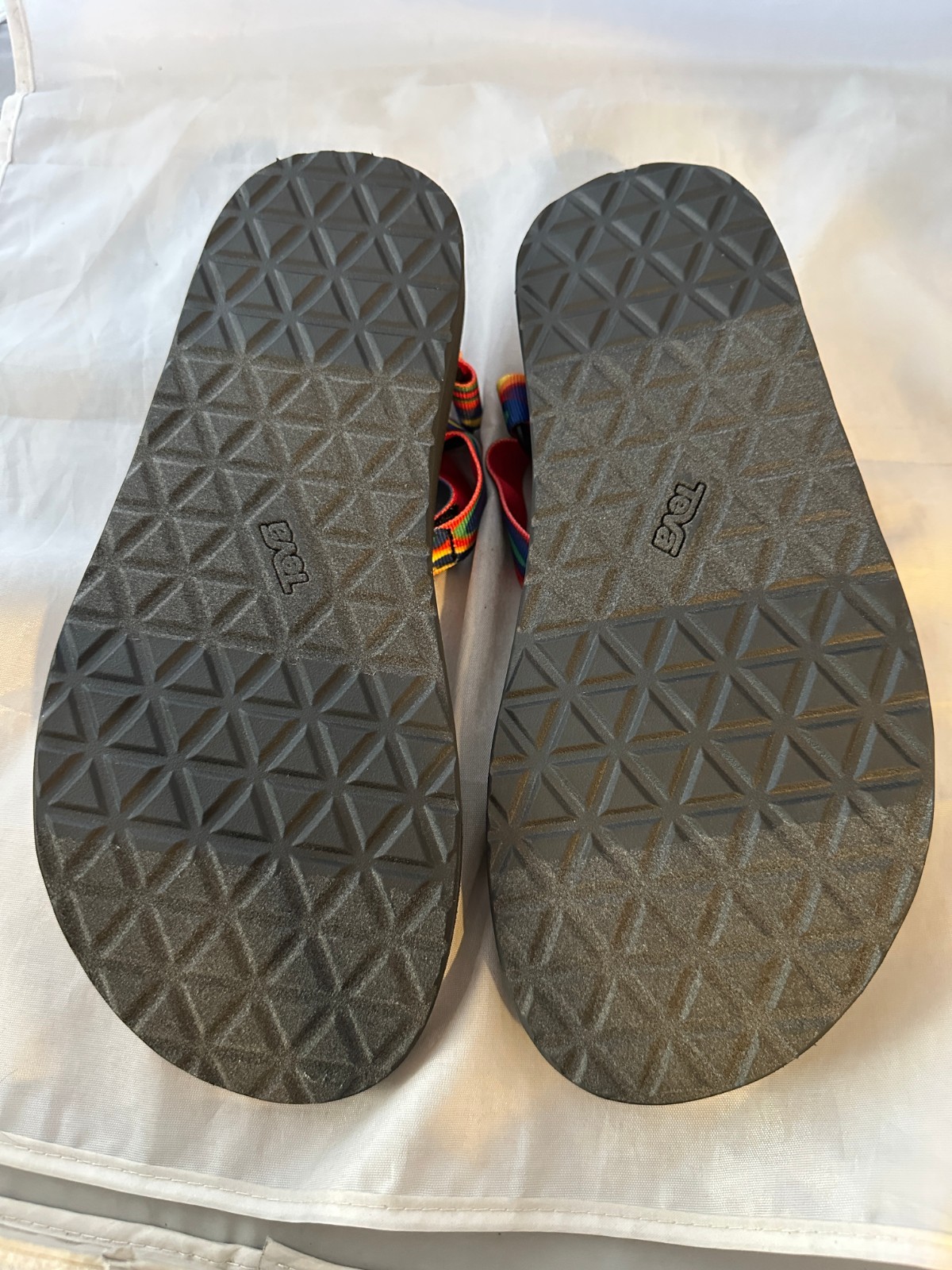 TEVA Unisex Original Universal Rainbow Sport Sandals, Unisex Size 10 W/8 M NWT