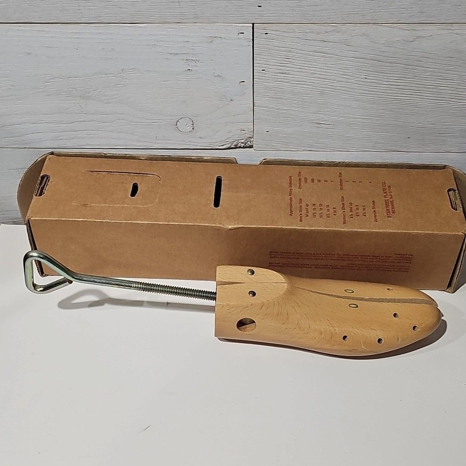 NIB Ralyn Professional Wooden Shoe Stretcher For Bunion Problems / Problem Feet