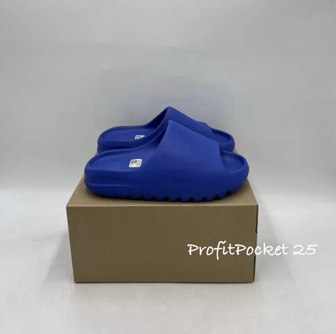 Yeezy Azure Sandal Slides Size 11
