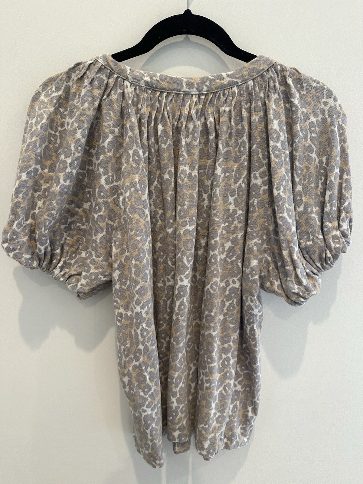 Maeve Gray Beige Leopard Animal Print Round Neck Linen Puff Sleeve Blouse – XL