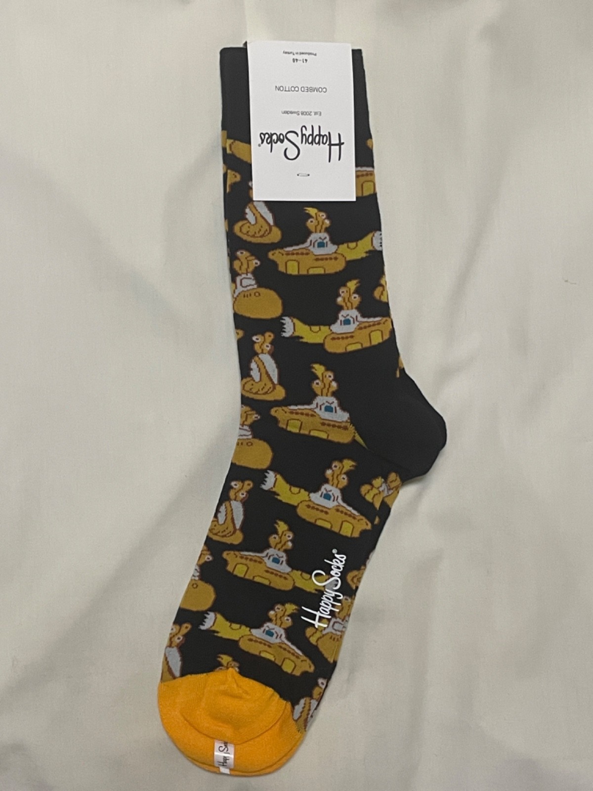 HAPPY SOCKS – Brand new with tags – Size 10-13 (US) – Beatles Yellow Submarine