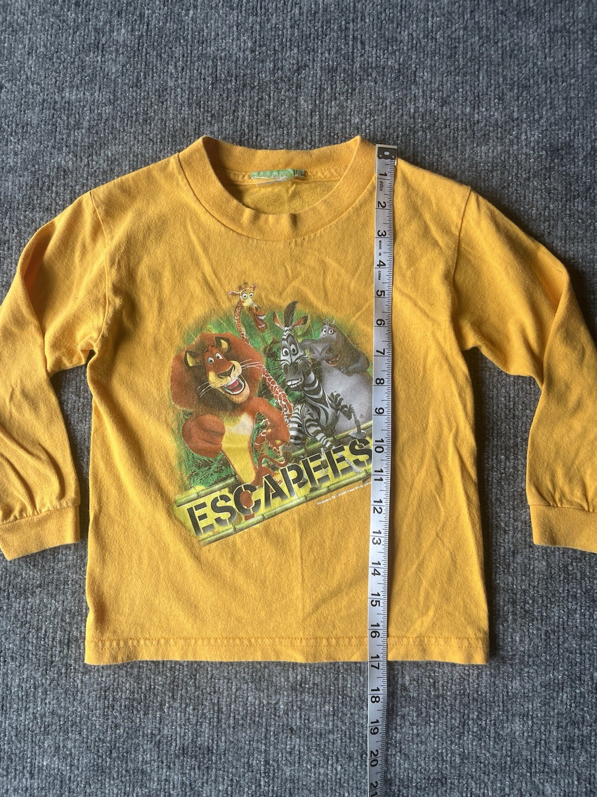 Kids Madagascar Escapees Movie Shirt Long Sleeve Yellow Size 8-10