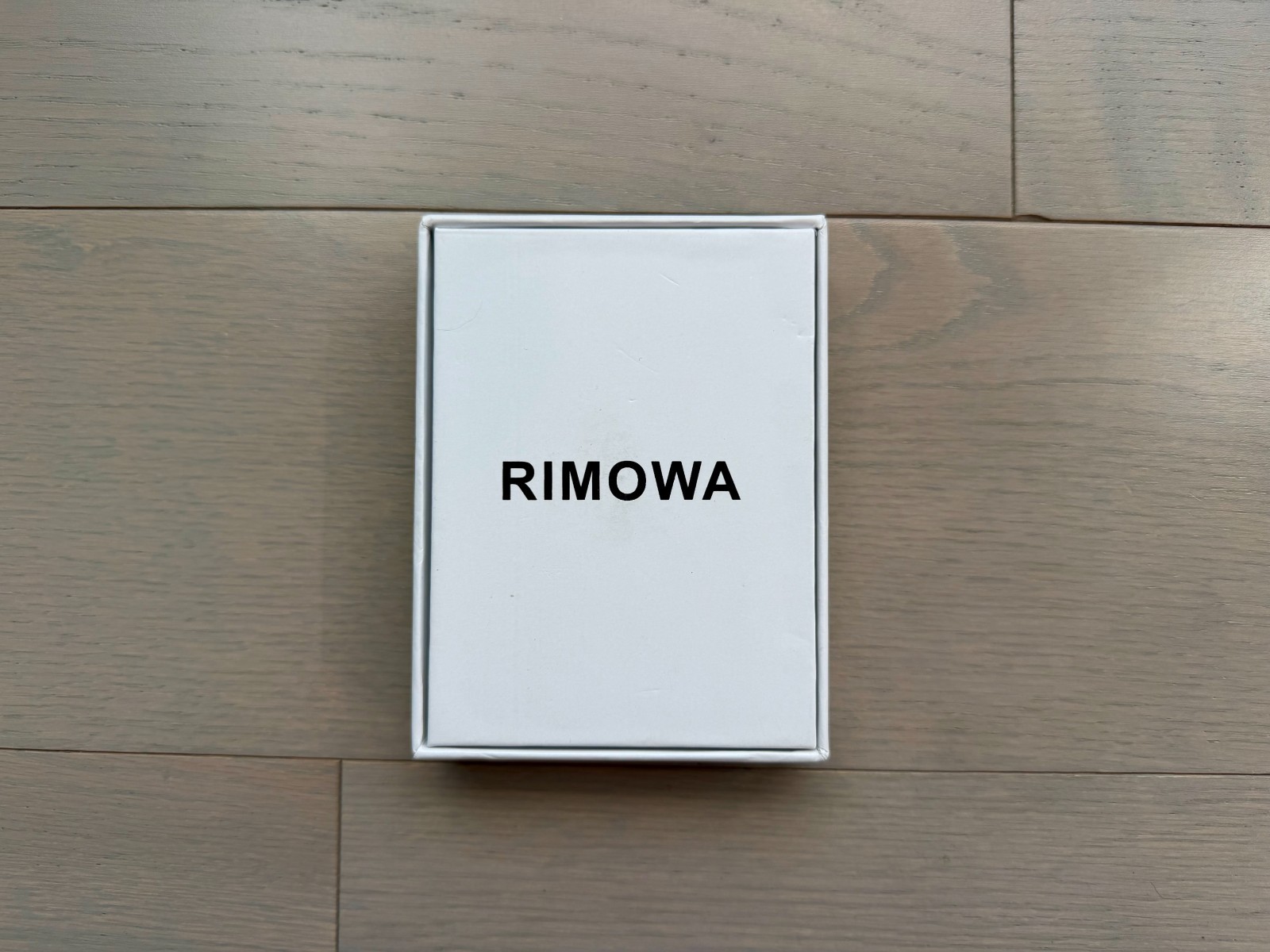 Rimowa Aluminum Card Holder Wallet SILVER Band New, Dust-bag & Box – $295 MSRP