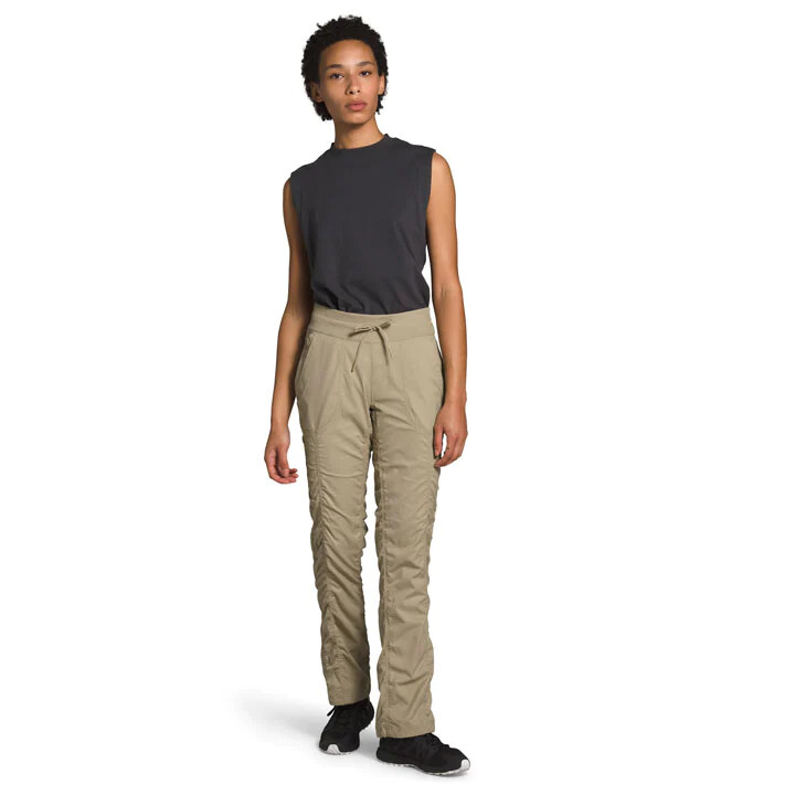 The North Face Women Aphrodite 2.0 PANTS. FlashDry / Short Length E5200