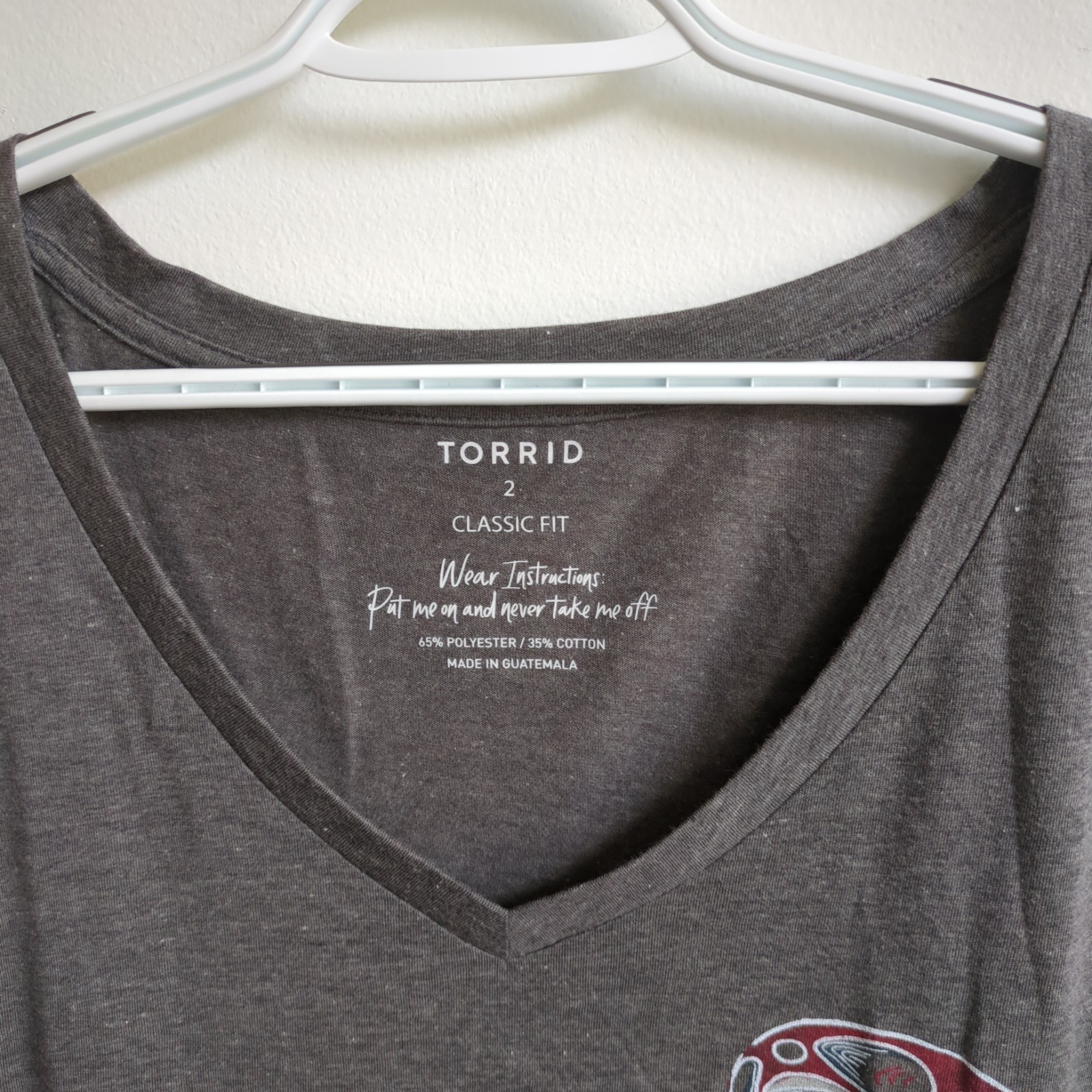 Torrid New Women’s Butterfly V-Neck Gray Graphic Knit Tee Shirt 2 2X Classic Fit