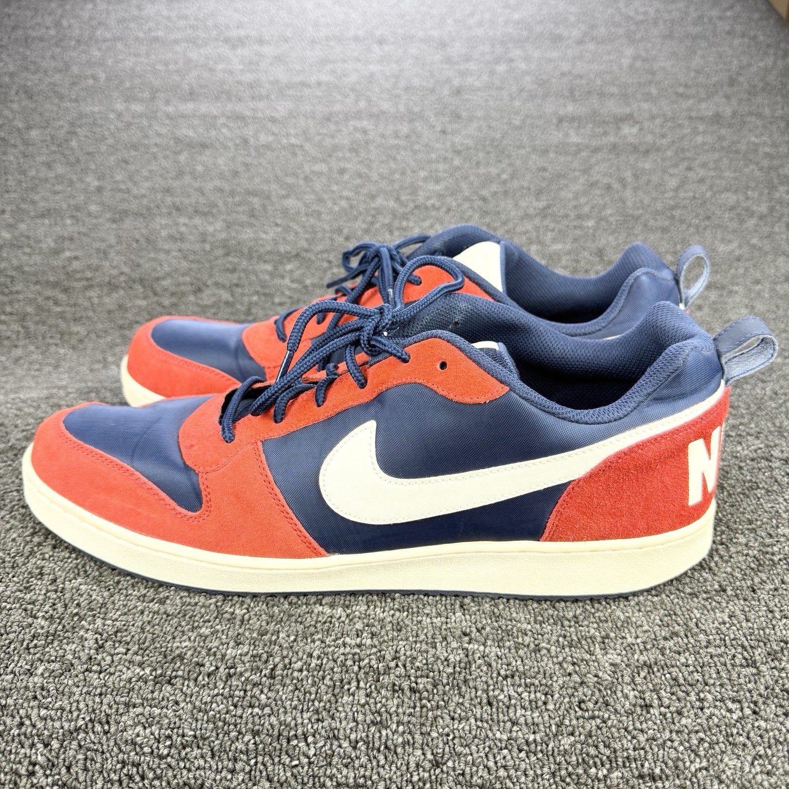 Nike Court Borough Slip Resistant Abrasion Resistant Low Skateboard Shoes Sz 15