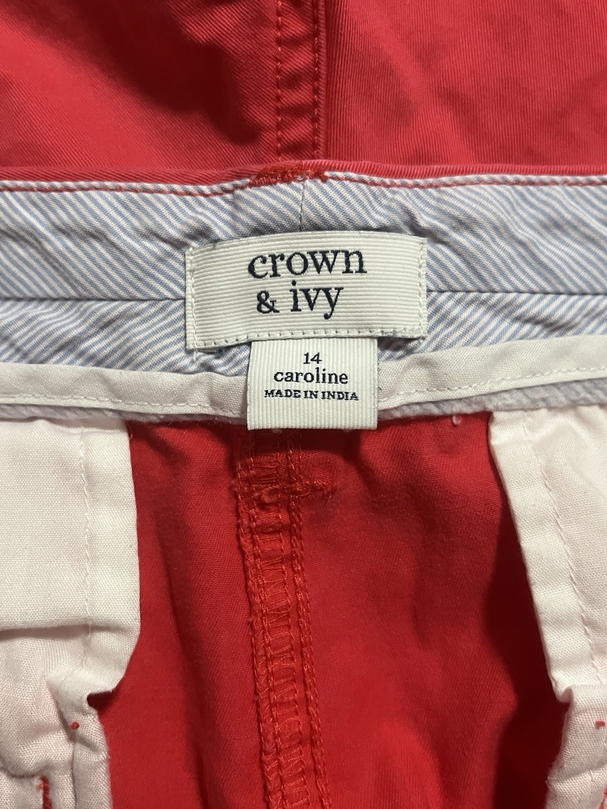 Crown & Ivy Caroline Chino Shorts Women’s 14 Red Twill Mid Rise Stretch Pockets