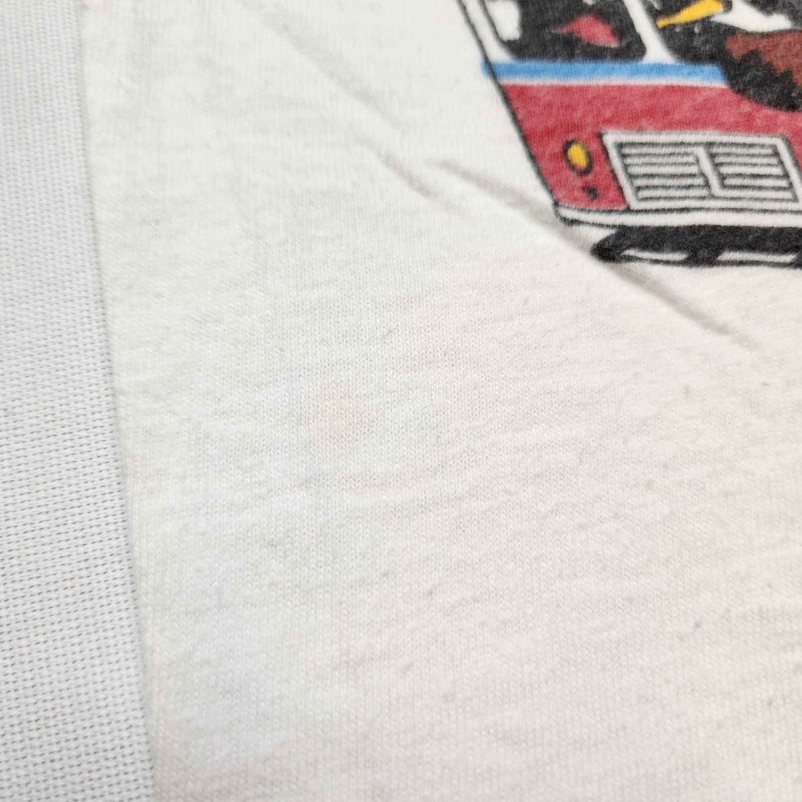 Vintage 1980s Universal Studios Kids T Shirt White Graphic Tee White Hawk 3/4y