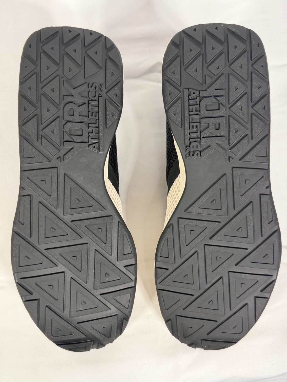 York Athletics The Henry Air Mesh Shoes Black Cream Size Men’s 8 Women’s 9.5 NEW