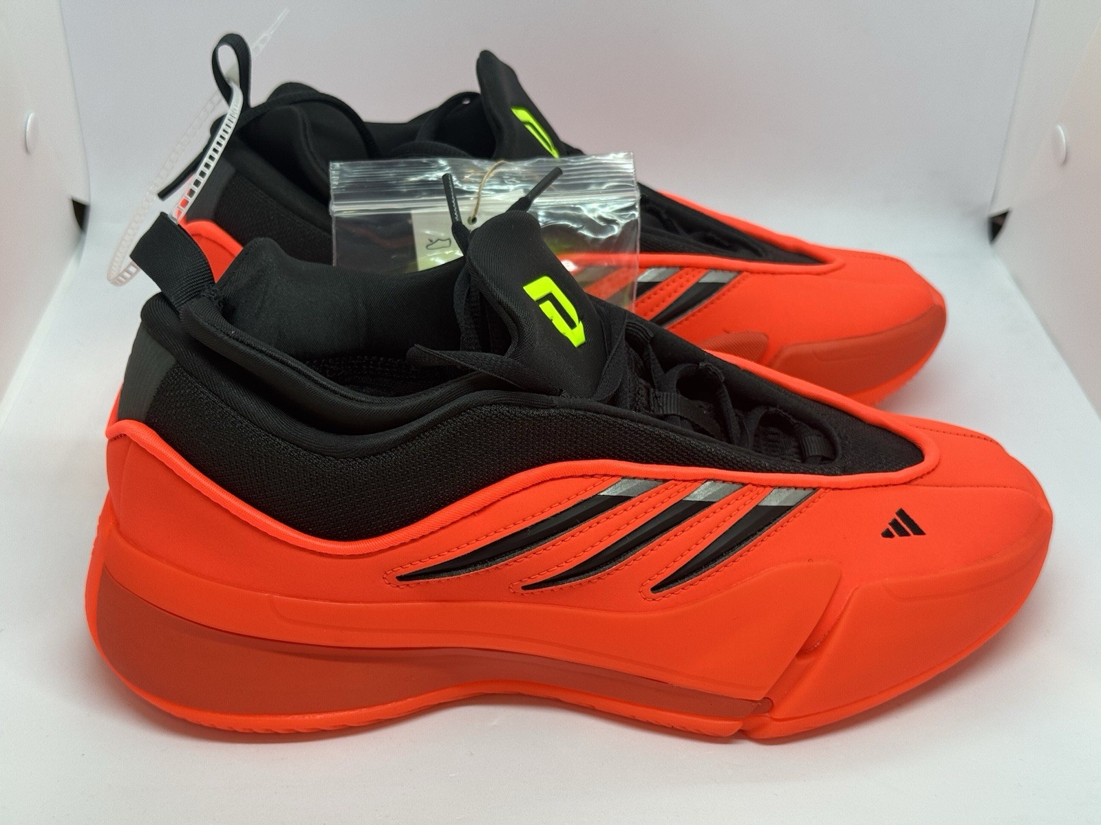 Adidas Dame 9 Mens Size 6.5 Damian Lillard Basketball Shoes Solar Red IE3627