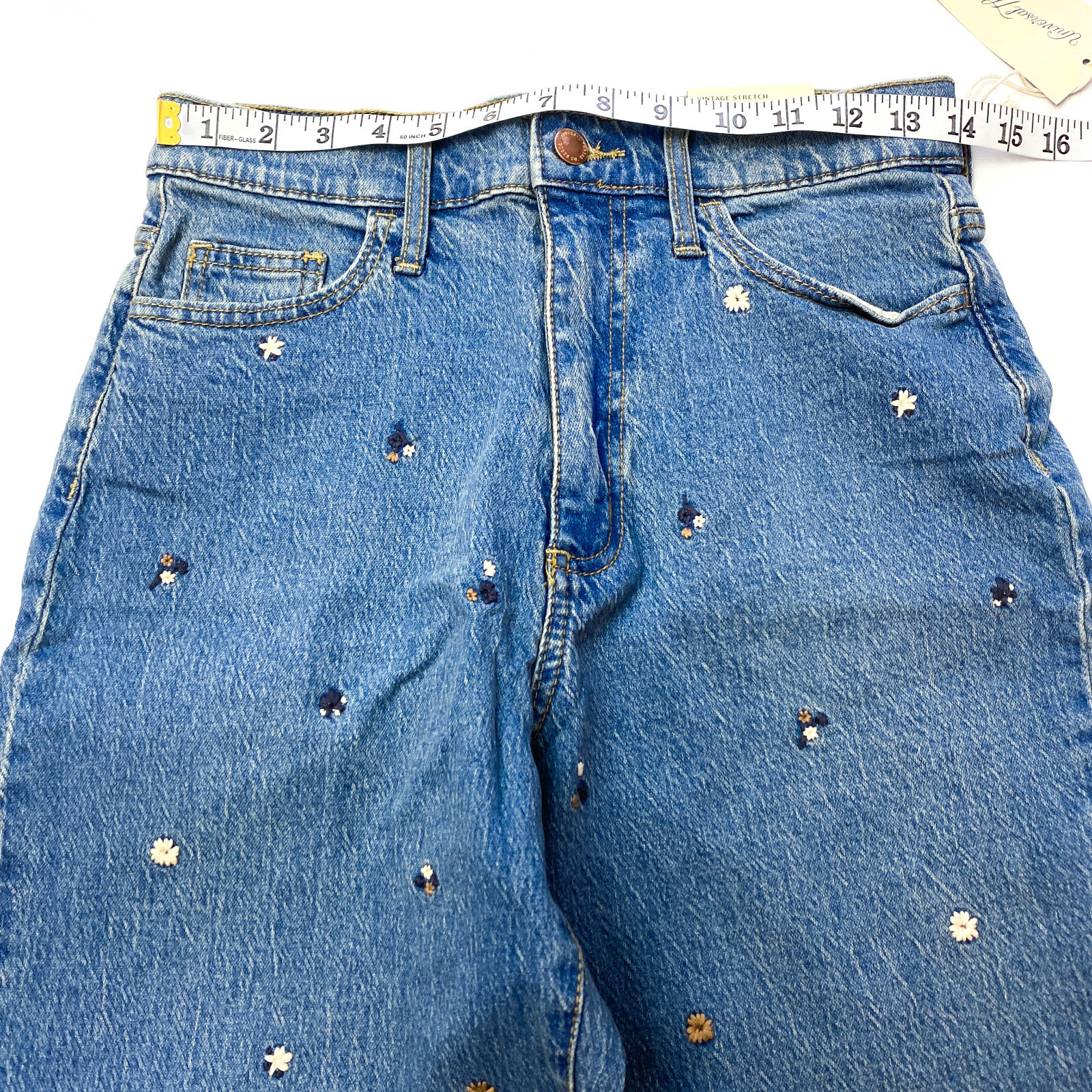 Universal Thread Womens Size 6S Vintage Straight Jeans Pockets Light Wash
