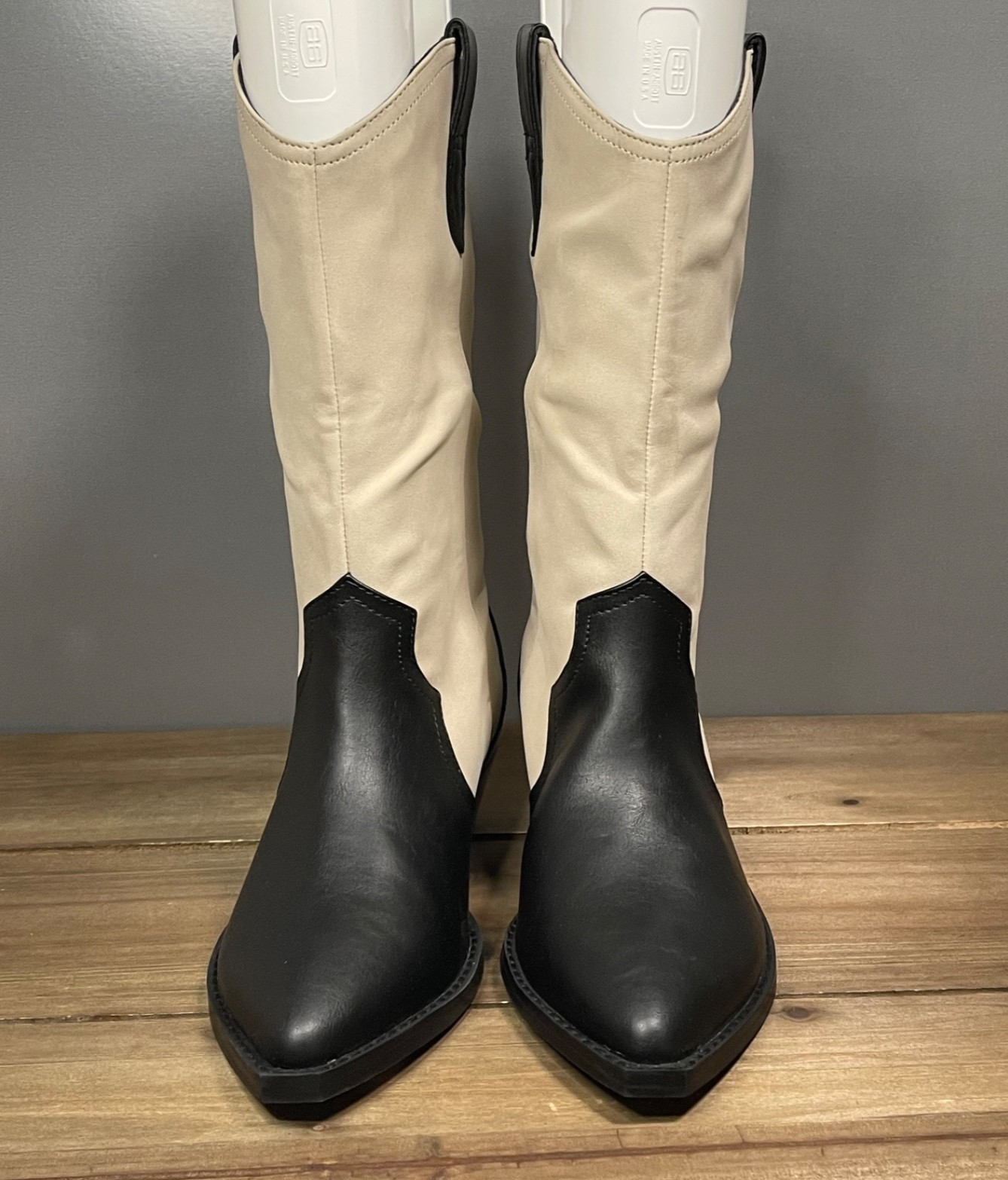 Dolce Vita Women’s Korbella Western Boots Size 8 Cream Black Cowboy Mid Calf