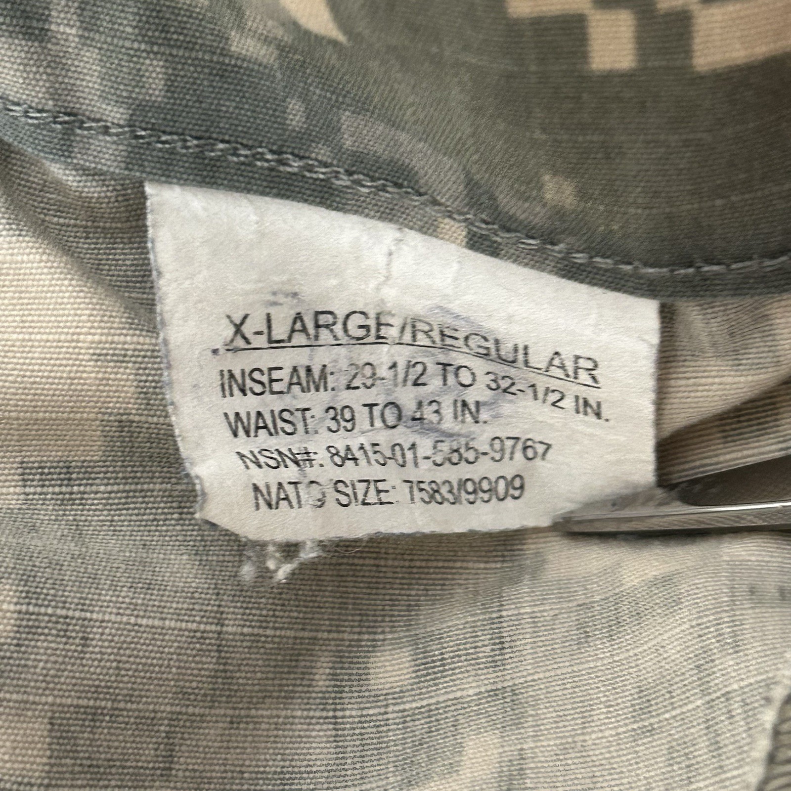 US Army Combat ACU Digital Camo Pants Mens XL Regular Military Hunting Outdoors