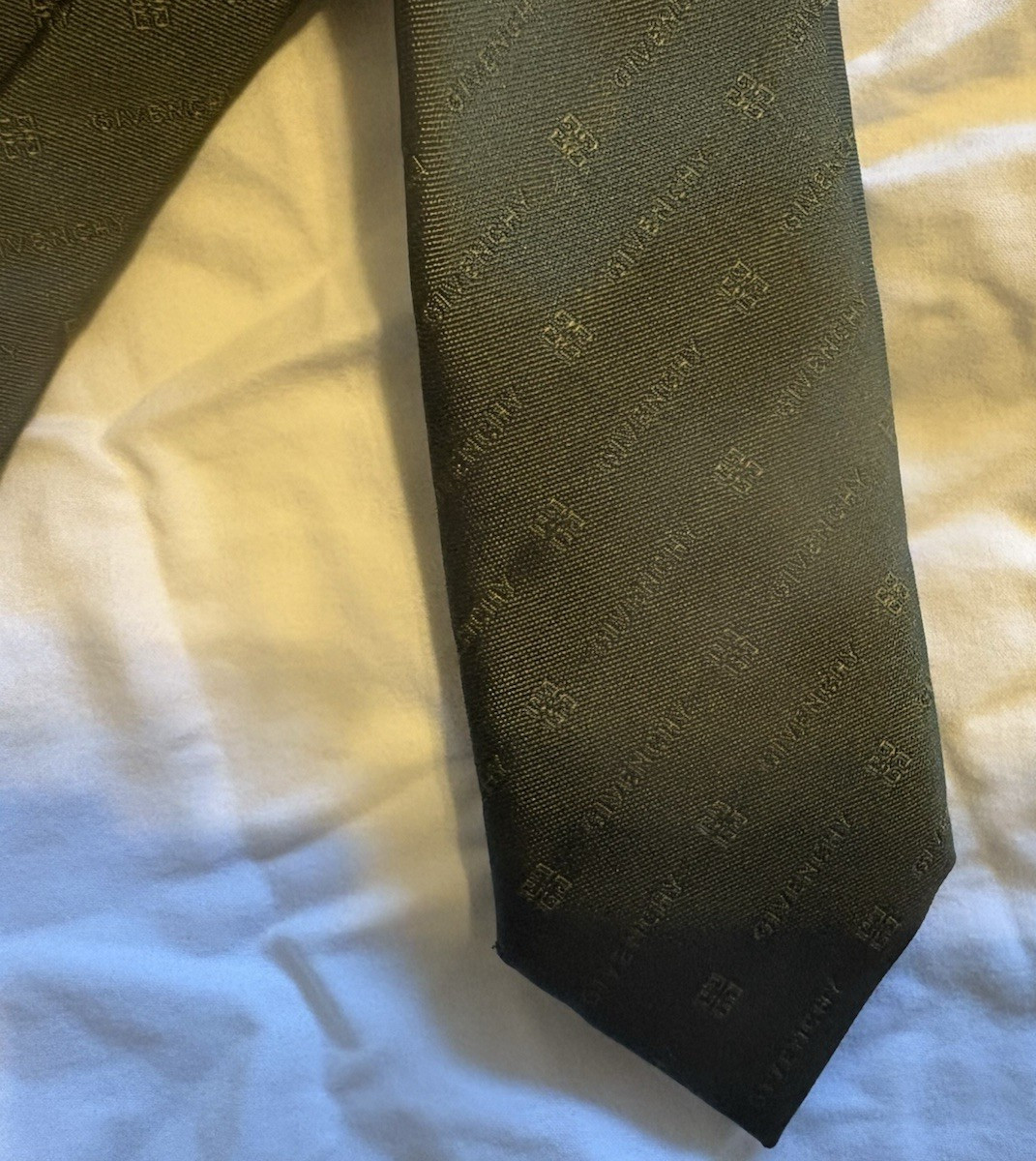 GIVENCHY 100% SILK SKINNY Neck Tie ITALY