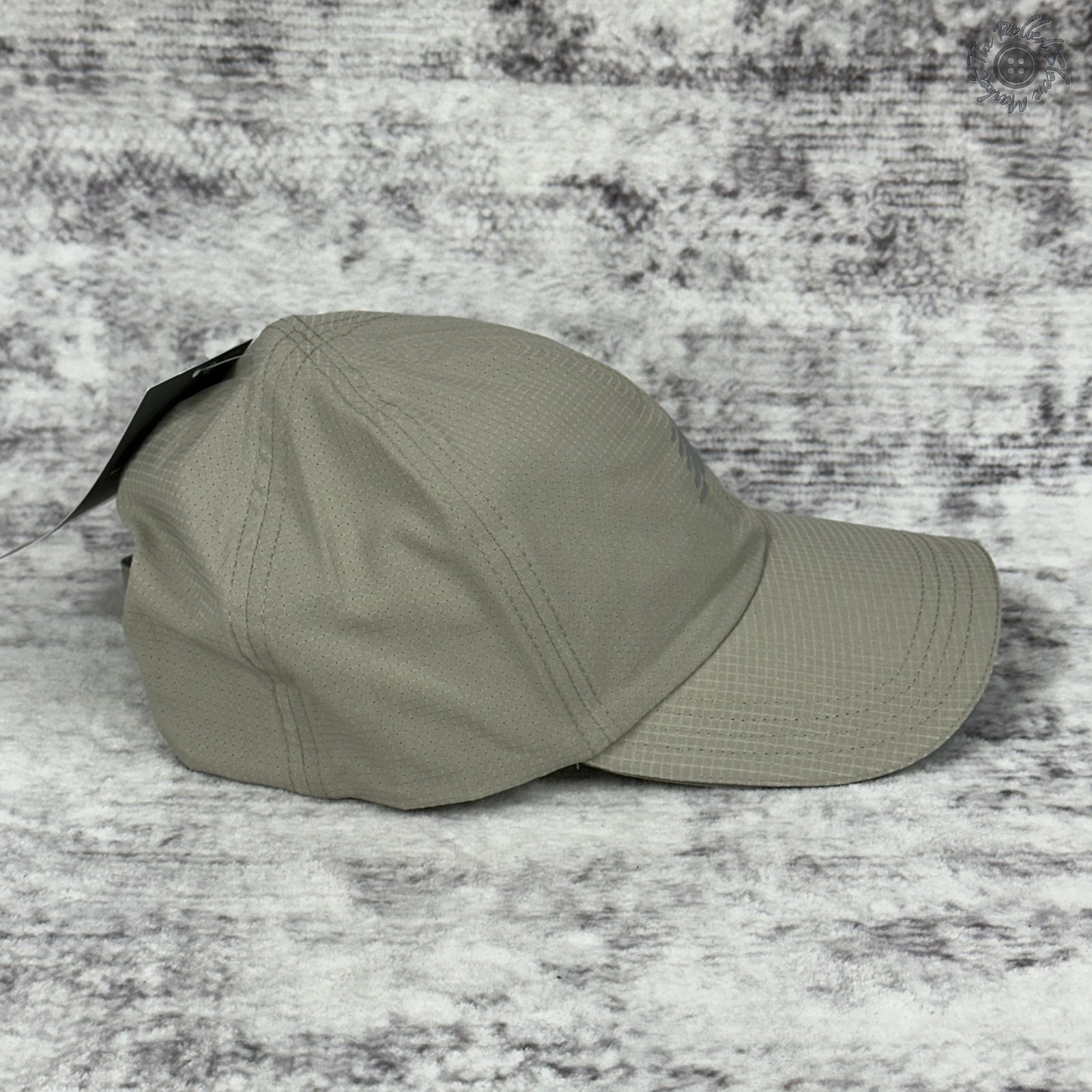 NWT New Balance 6 Panel Performance Hat Cap Adjustable Sea Salt Beige LAH13002
