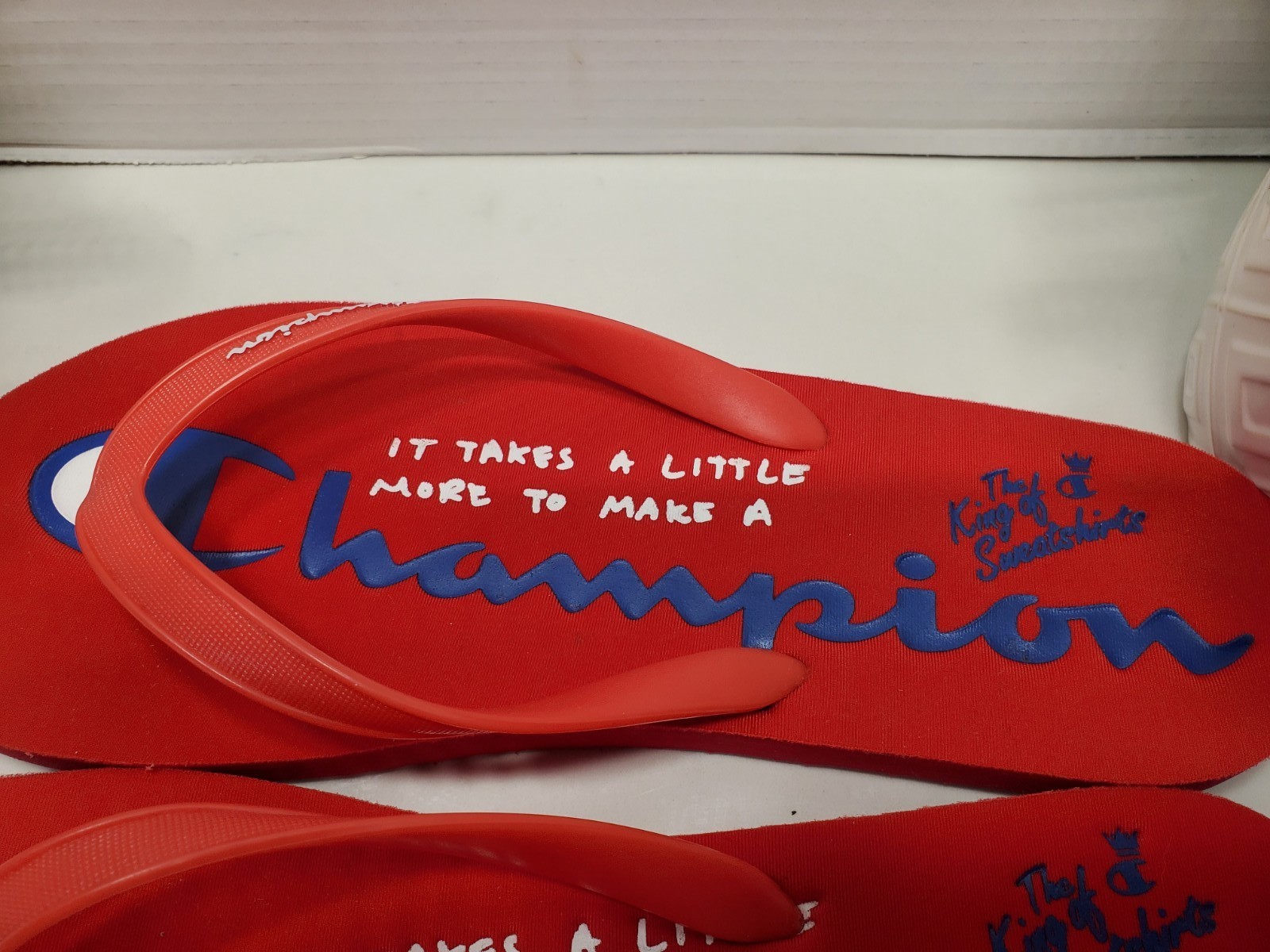 Champion Flip King Red Flip-Flops Sandals Men’s Size 11 🔴 CM100295M ~ New