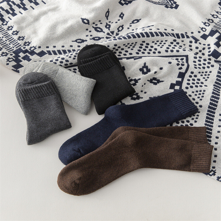 4 Pairs Mens Wool Crew Socks Winter Heavy Duty Warm Work Boots Socks Cotton US