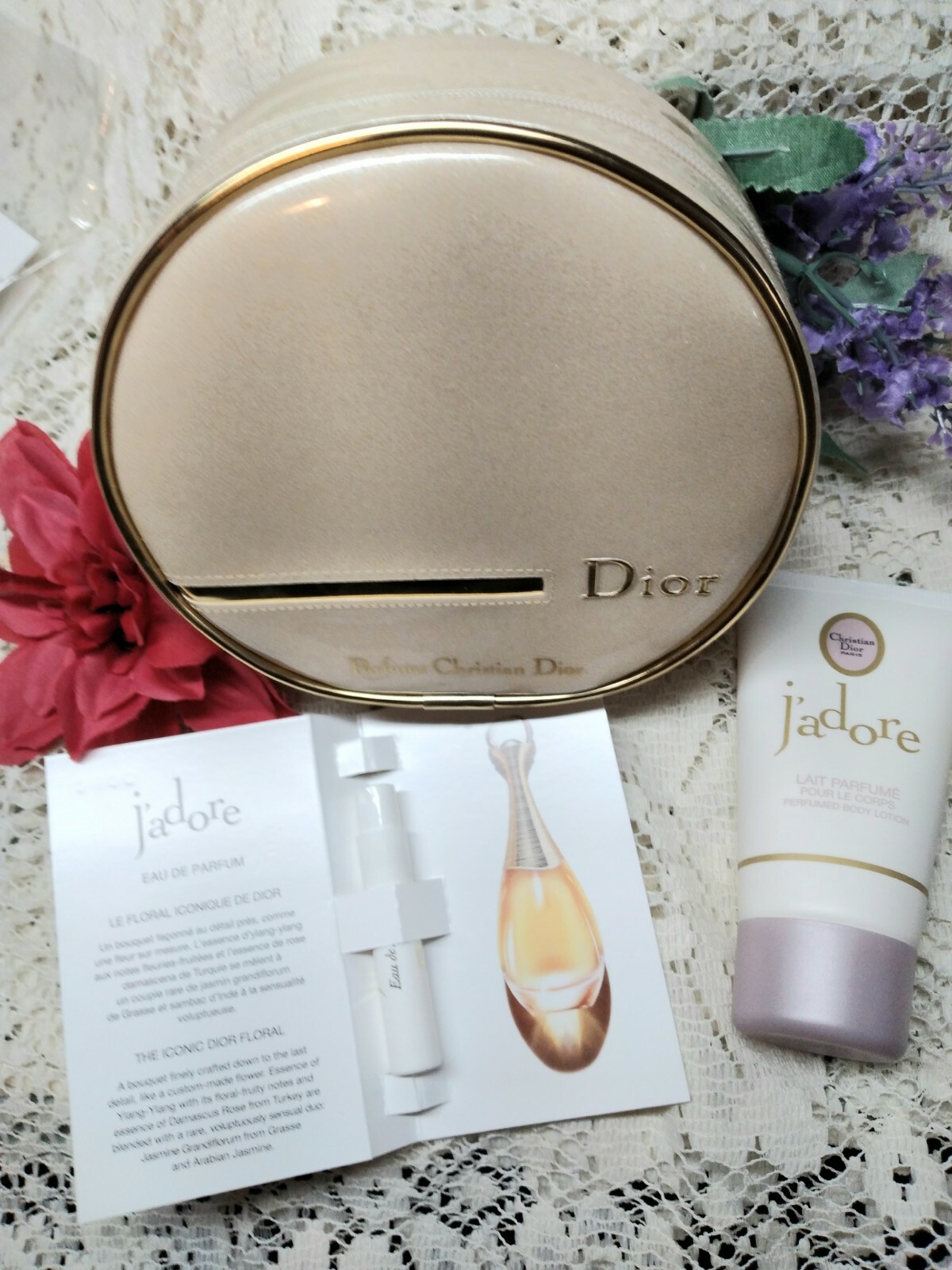 CHRISTIAN DIOR J’adore COSMETIC Bag with SAMPLE Eau de Parfum & 1.7 floz Lotion!