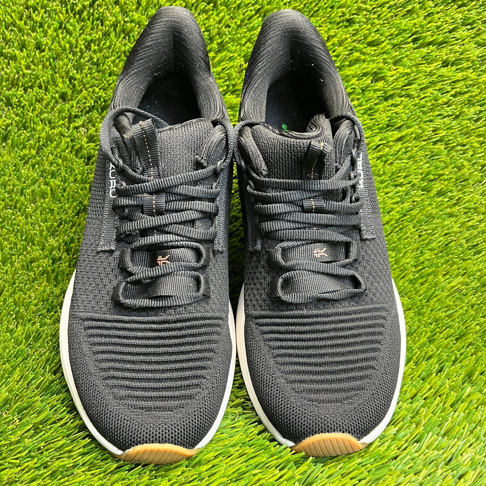 Kuru Atom 2 Womens Size 8D Black White Athletic Running Walking Shoes Sneakers