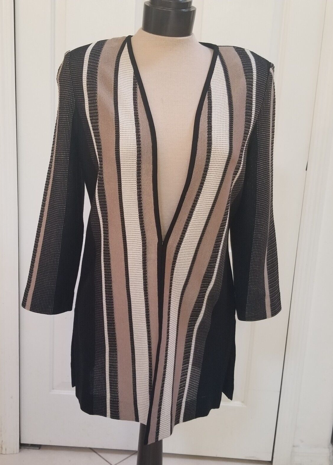 Ming Wang Black Multi Color Striped Knit Front 3/4 Length Sleeve Jacket Size XS