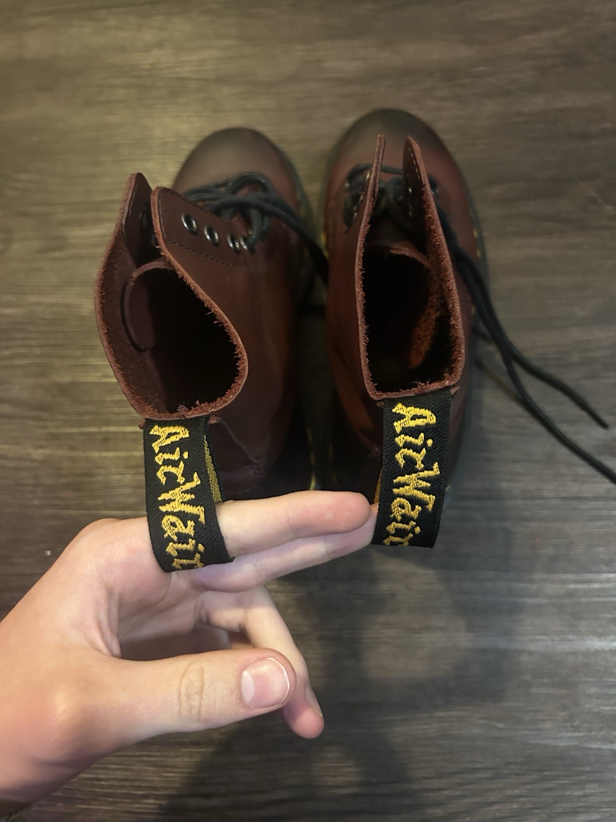 Dr. Martens Brown Leather Lace-Up Combat Boots Men’s US 7 UK 6 EU 39 Comfort