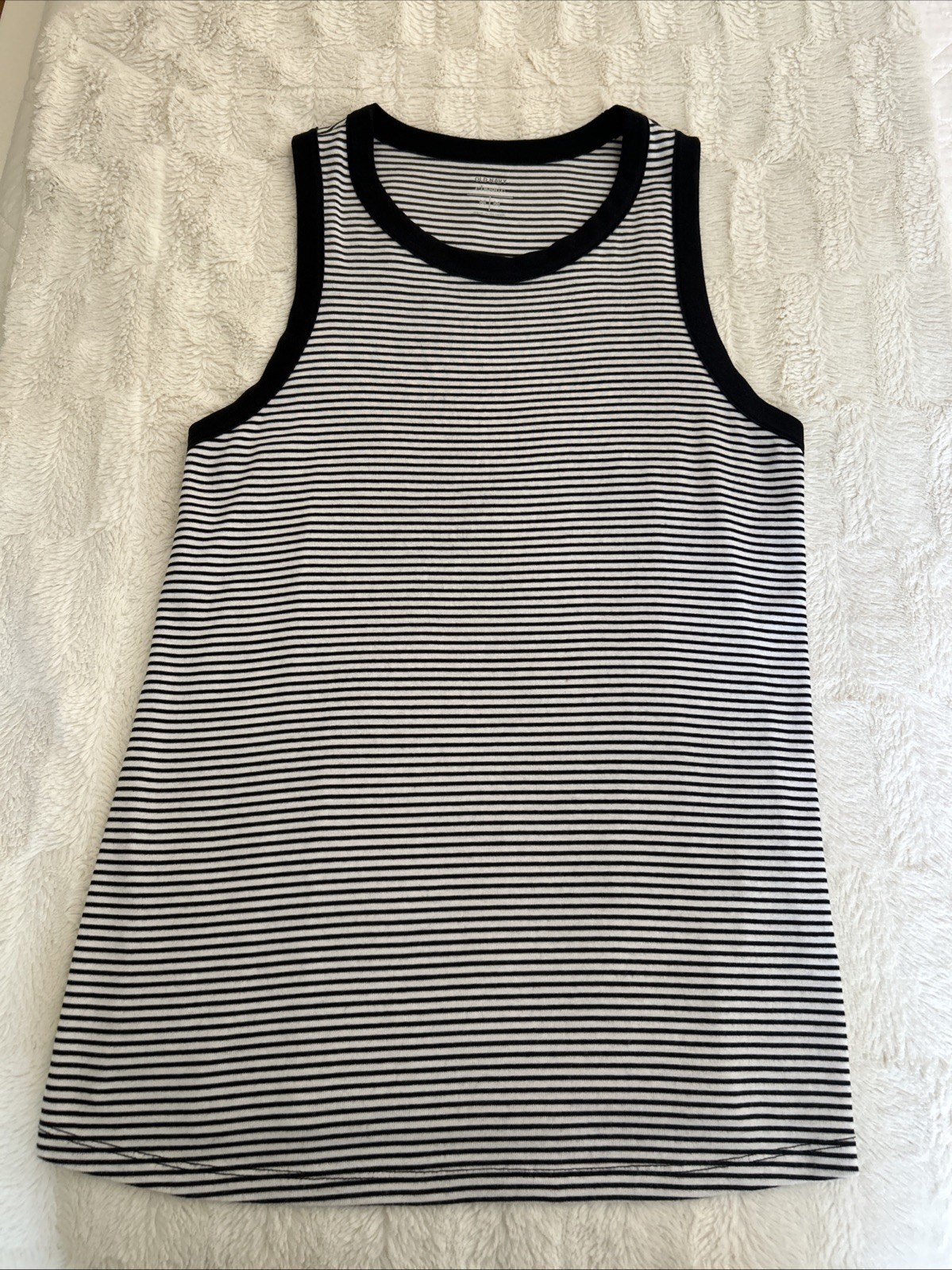 GAP Women’s Tank Top White/Black Stripe Size Medium NWOT Cotton Soft Stretch