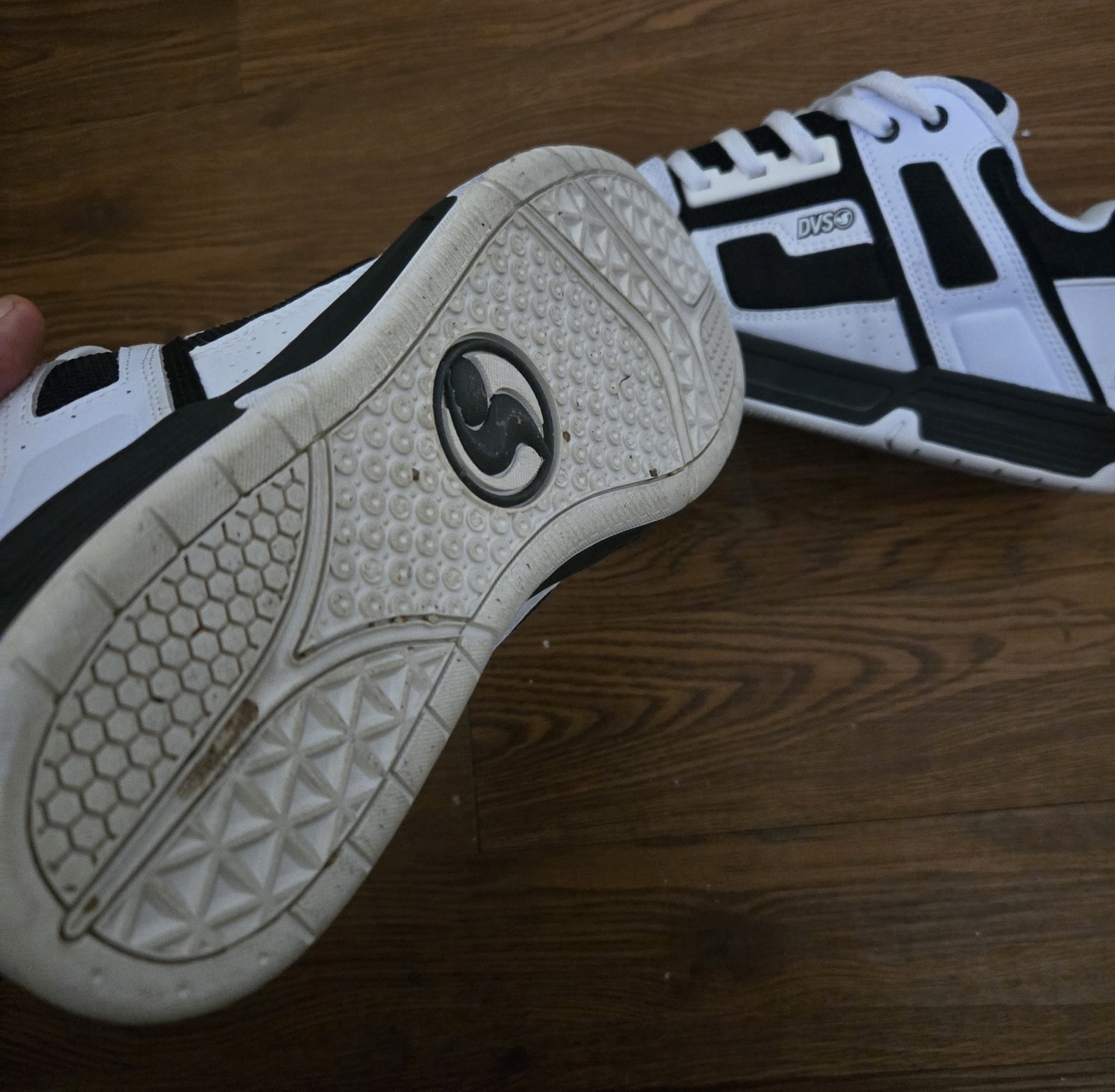 DVS Comanche Men’s Skate Shoes Black/White, Size 11