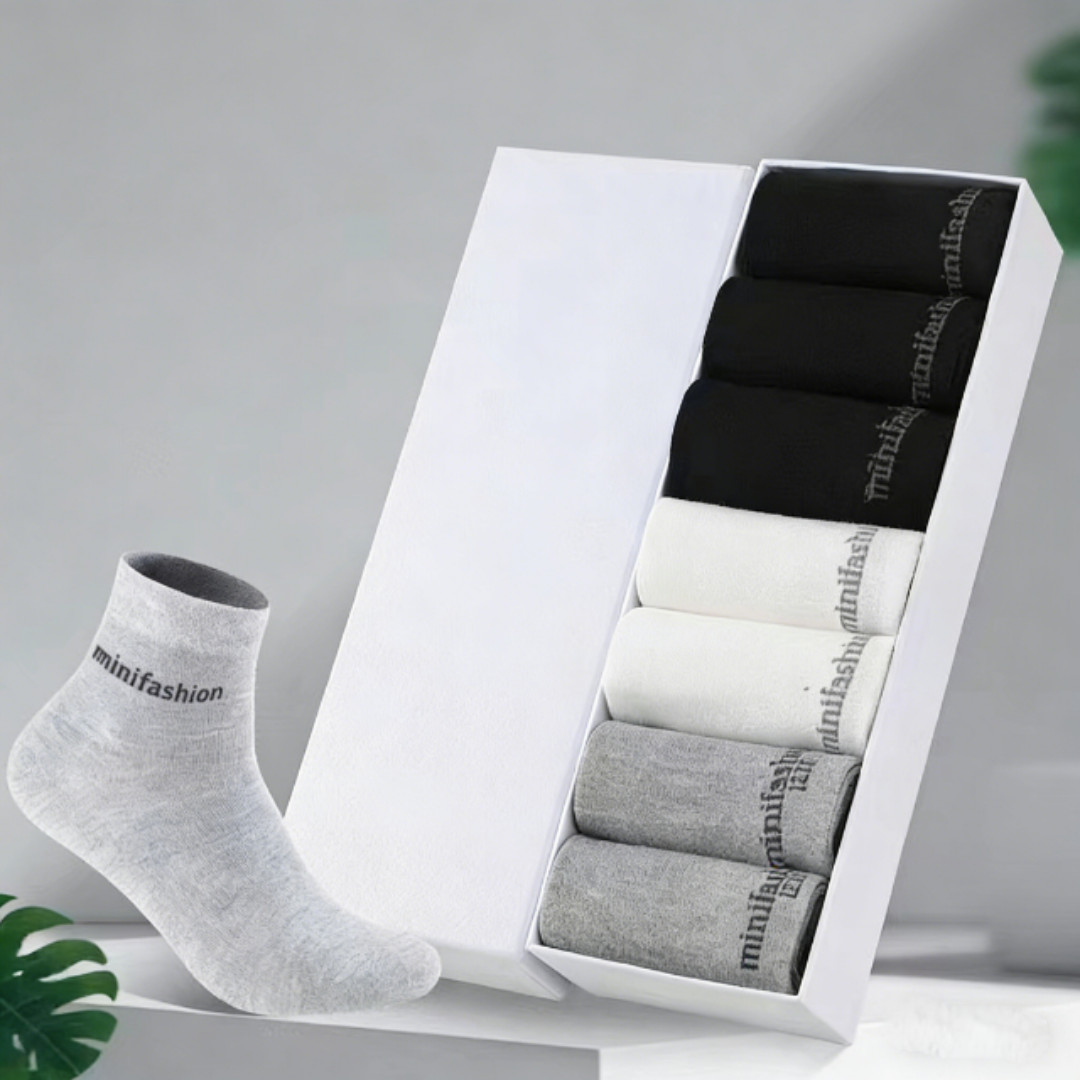 Bamboo Fiber Deodorant Men’s Crew Socks, 7 Pairs