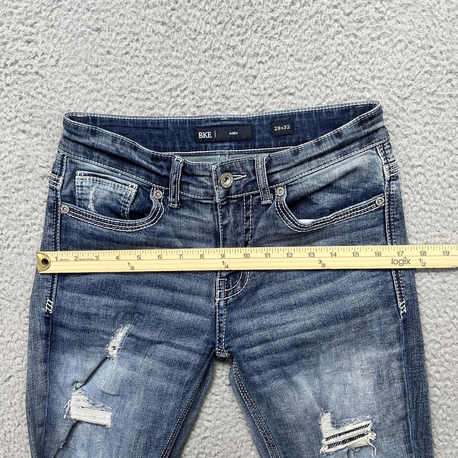 BKE Aiden Jeans Mens 29×32 Faded Wash Distressed Cover patches Straight Stretch