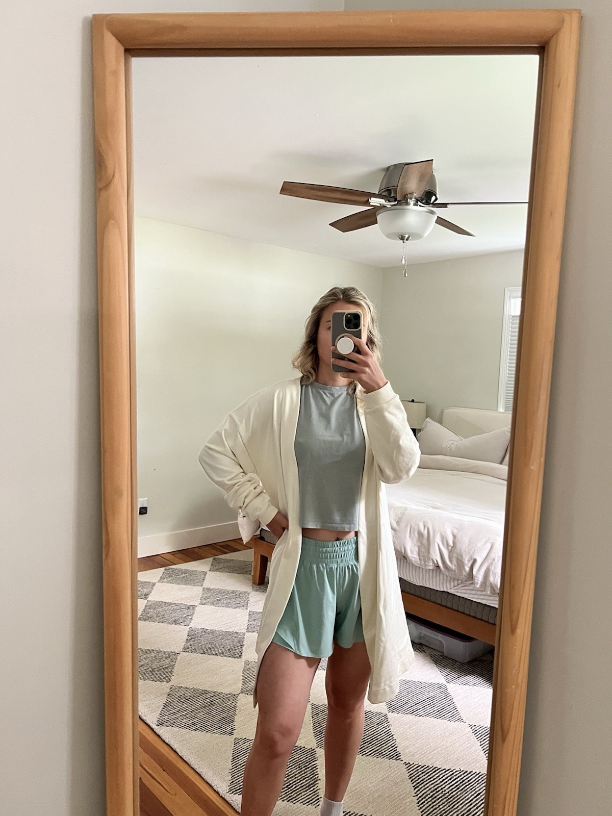 Gymshark X Whitney Simmons White Long Sleeve Open Cardigan Size Small