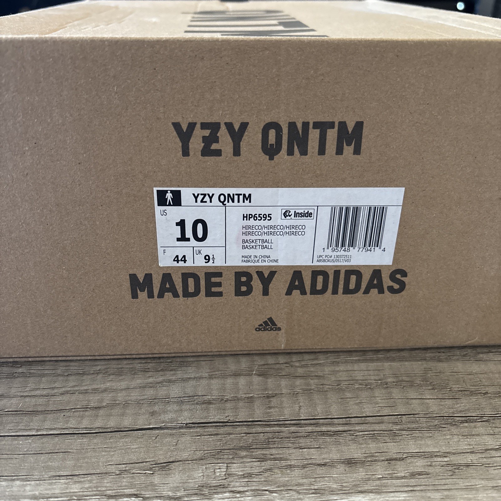 adidas Yeezy QNTM “Hi-Res Coral” [Size 10]