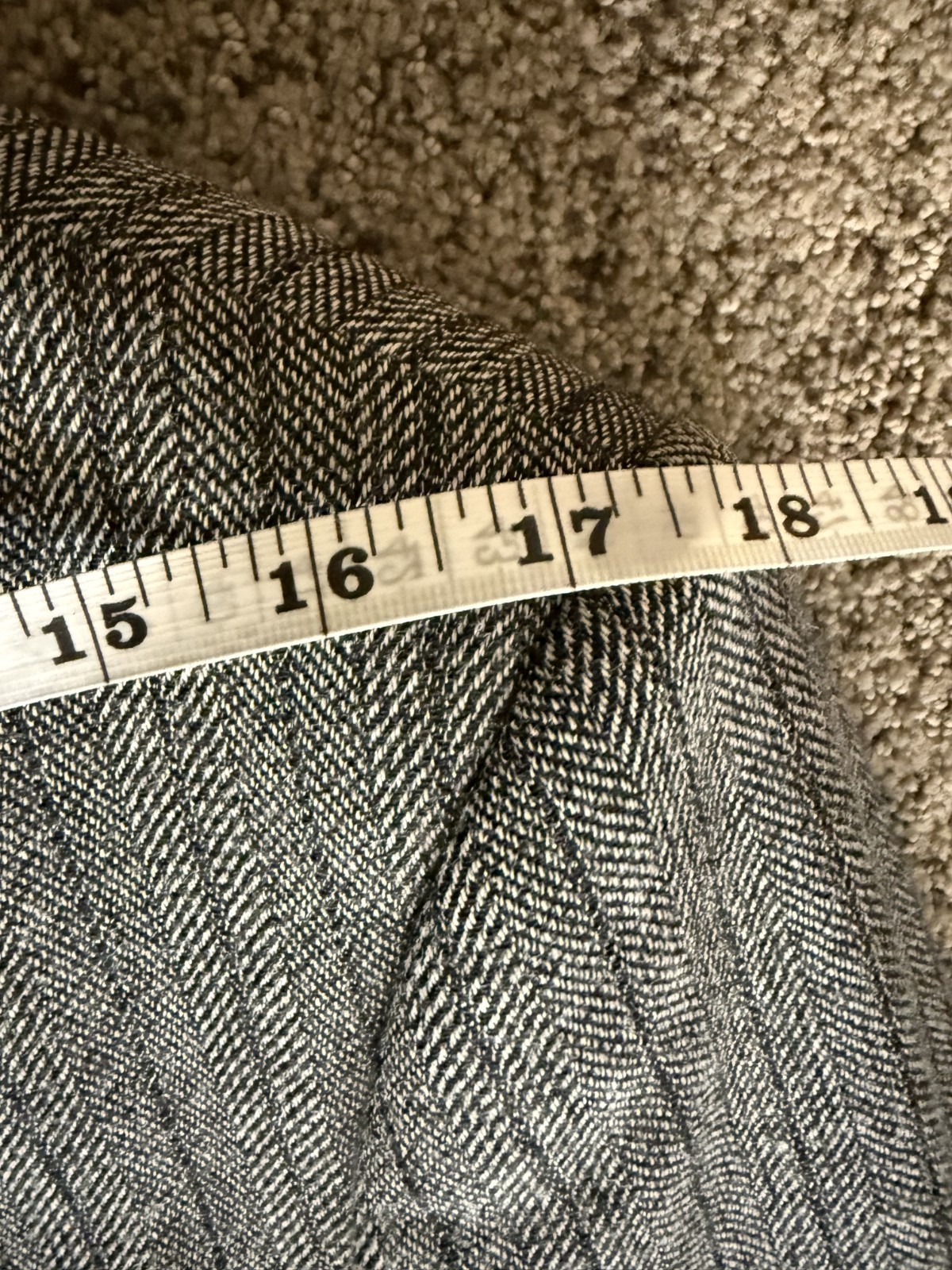 john varvatos hand made italian suit 40, 42