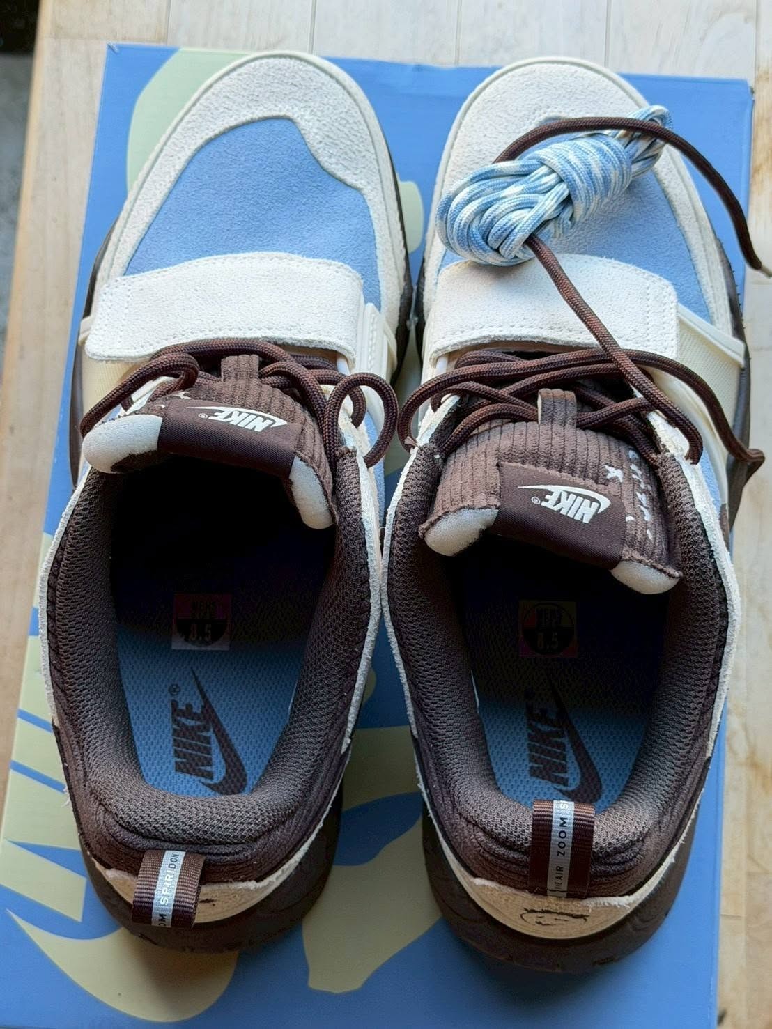 size 8.5 Nike Zoom Field Jaxx X Travis Scott Leche Blue