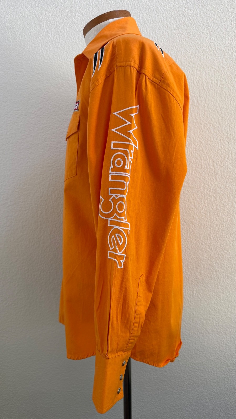 Wrangler Mens Shirt Sz L Orange “PBR” Professional Bull Riders Western Shirt