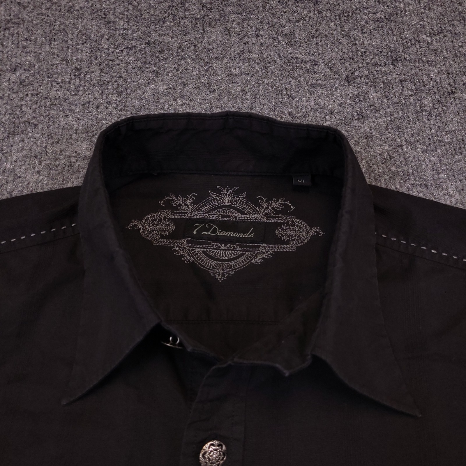 7D 7 Diamonds Embroidered Button Down Shirt Mens XL Black Stretch Metal Button