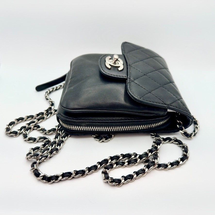 CHANEL Clams Wallet on Chain WOC Black Lambskin Silver Hardware 2012 Authentic