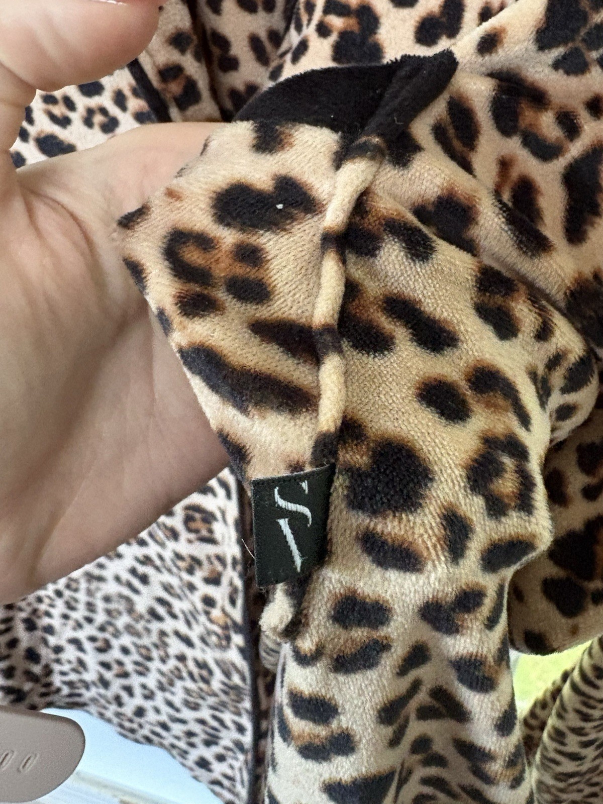 Simply Vera Vera Wang XL Fleece Hooded Pullover V-Neck Leopard Hoodie Brown