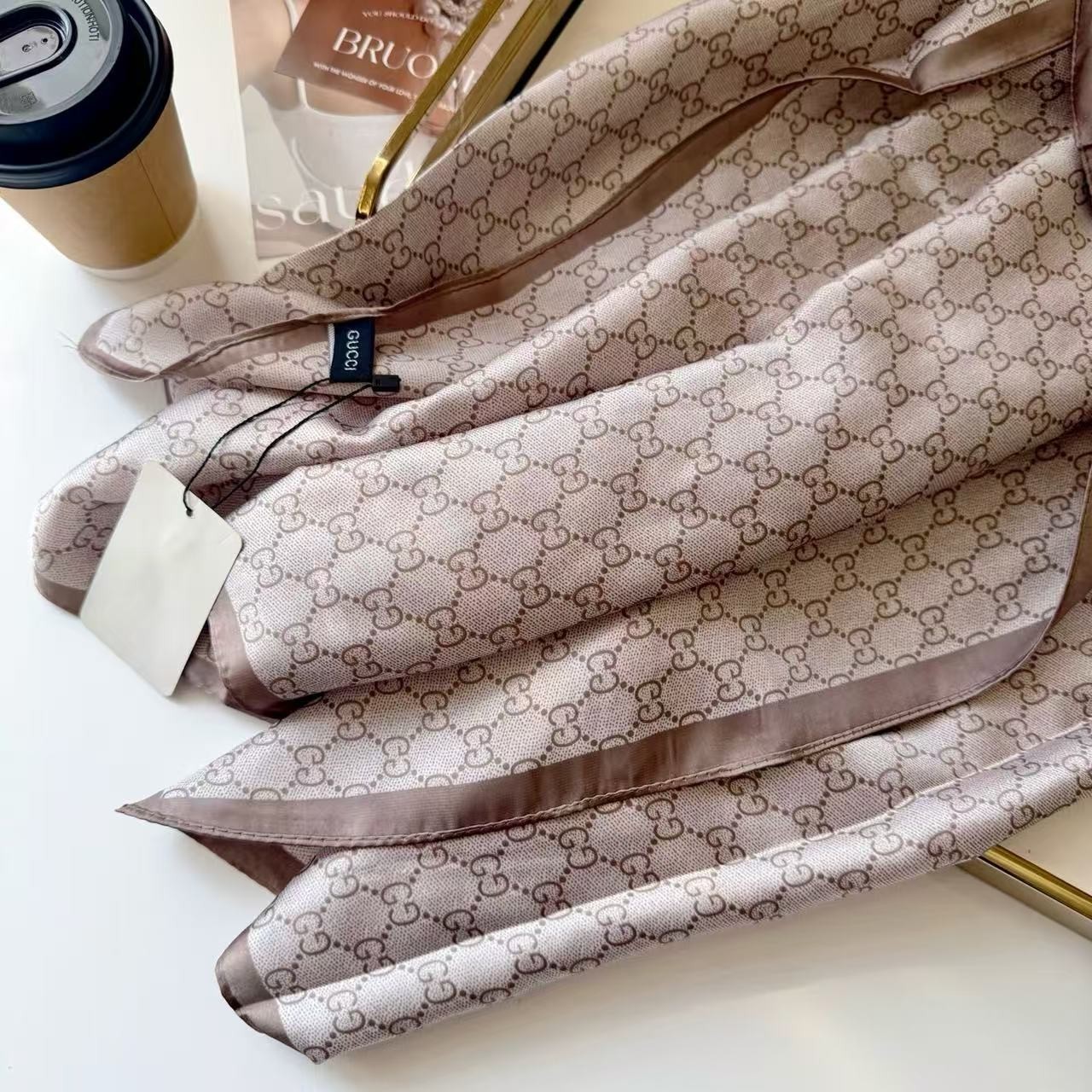 SCARF GUCCI SCARF SHAWL AUTHENTIC 100% SILK BEIGE CAMEL LIGHT WEIGHT CLASSIC