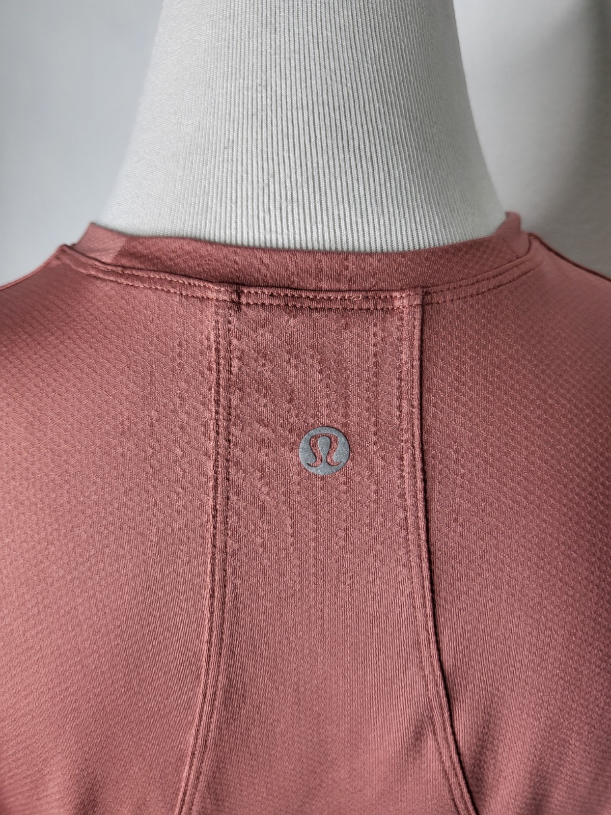 LULULEMON Abrasion Resistant Training Long Sleeve Shirt Brier Rose Women Size 6