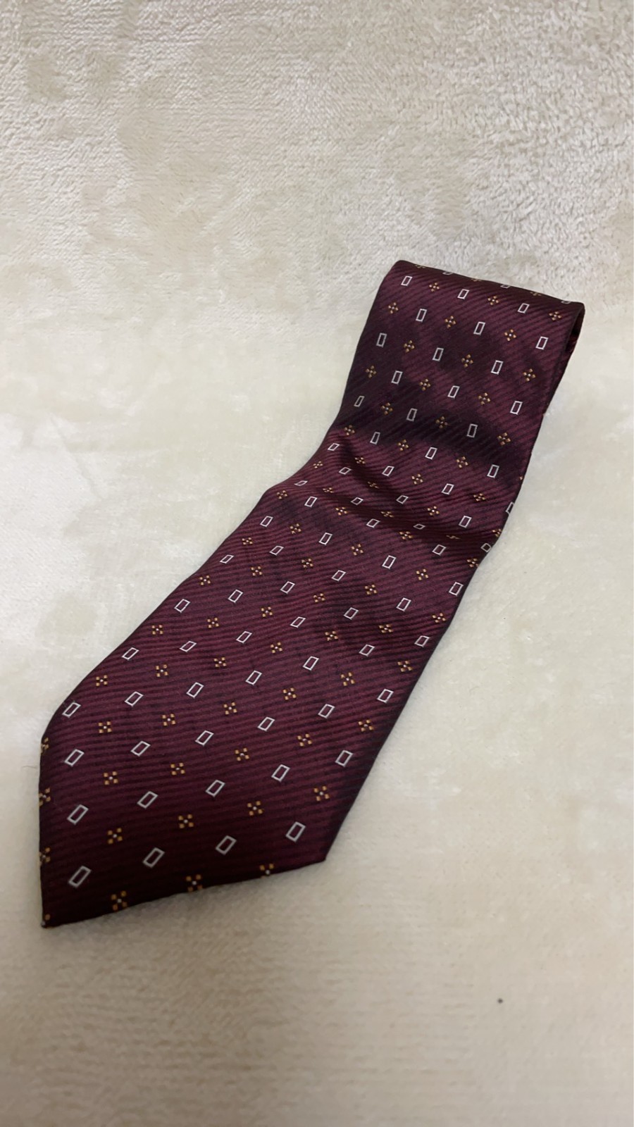 Hugo Boss Tie Shiny Red Stripes 9.7cm/3.8 Inch Wide 100% Silk Made in Italy