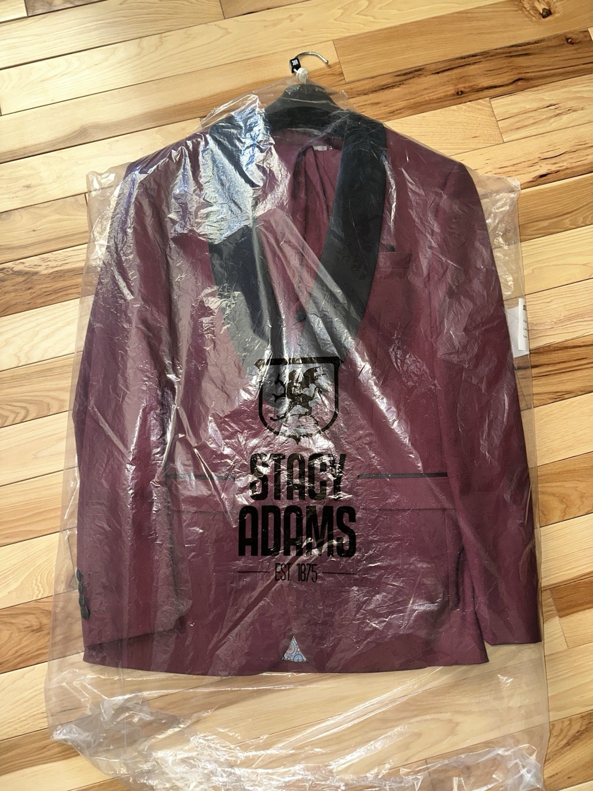 Men’s Burgundy Suit 38R Slim Fit 3 Piece Prom Wedding Formal $395 Retail