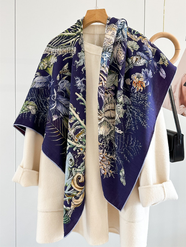 70% cashmere 30% silk Underwater Worldr double sided print square Wrap shawl 53″