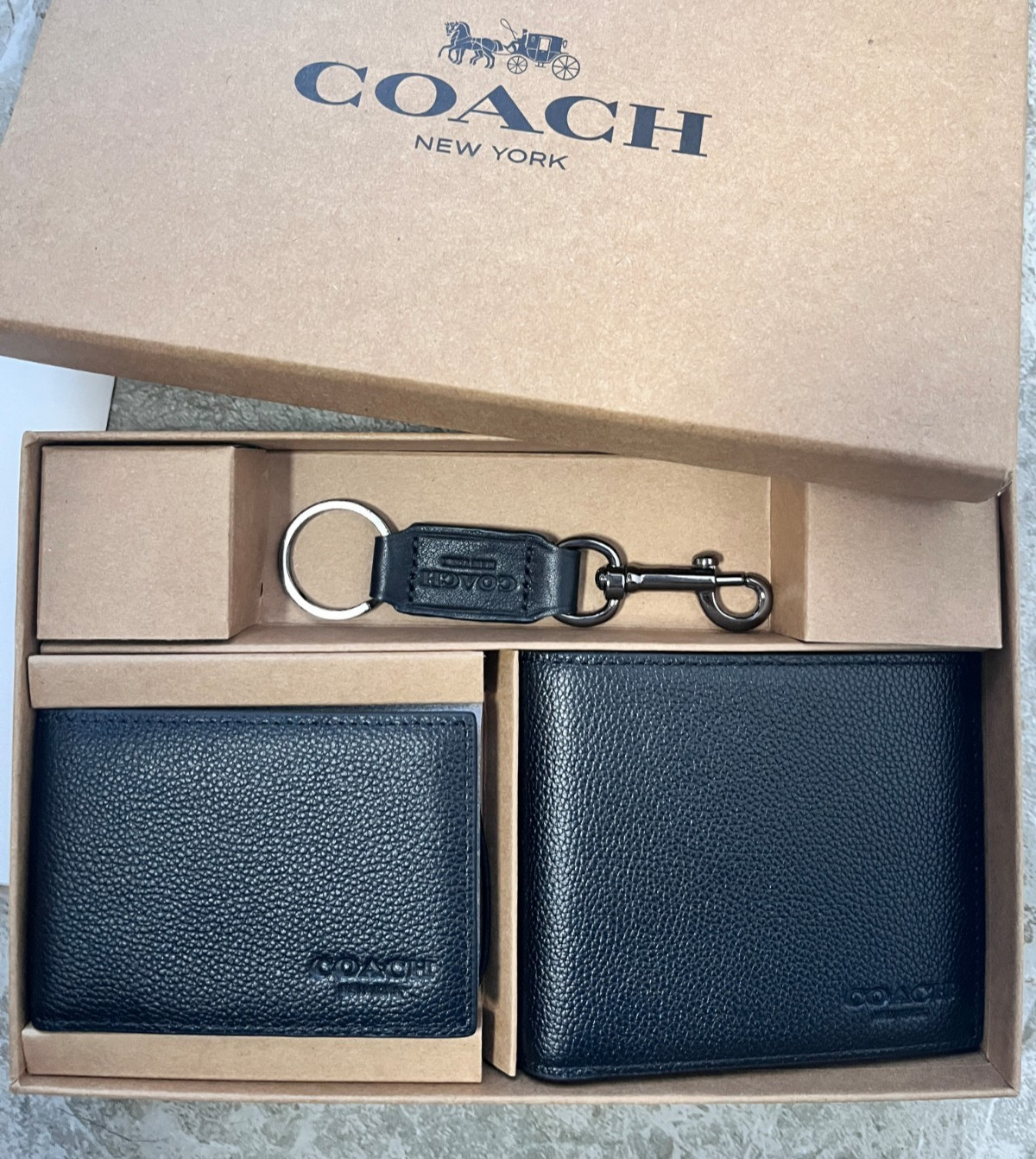 Coach Men’s Black Leather Bifold Wallet with Keychain Gift Set, Brand New in Box