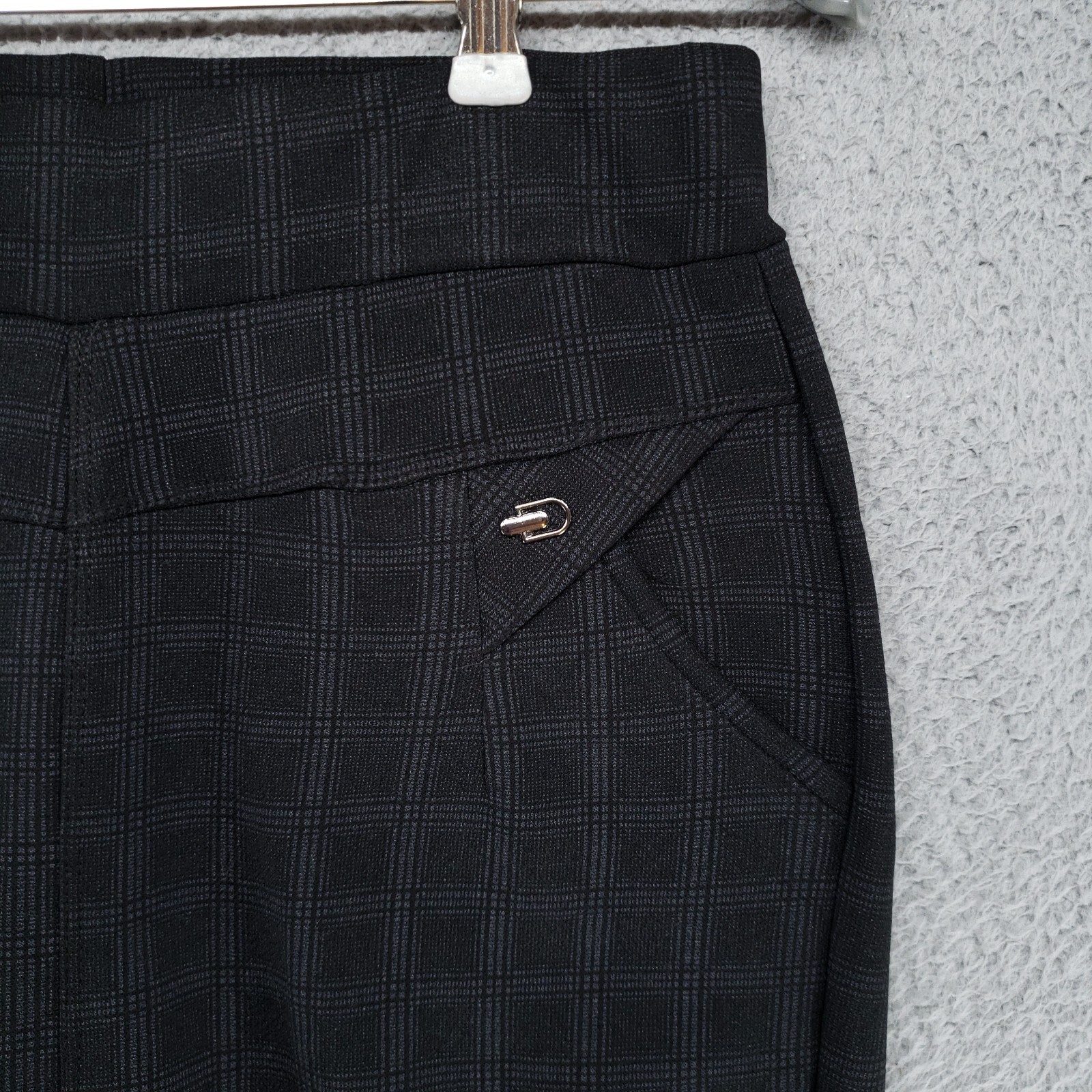 Dark Plaid Womens 4 Polyester Spandex Blend Dress Pants Gray
