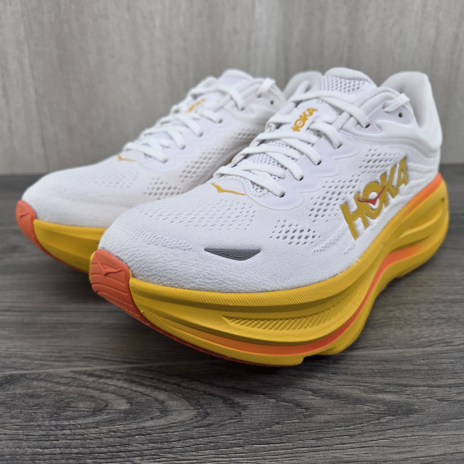 Hoka Bondi 9 Size 11 Mens Frost White Orange Running Shoes $175