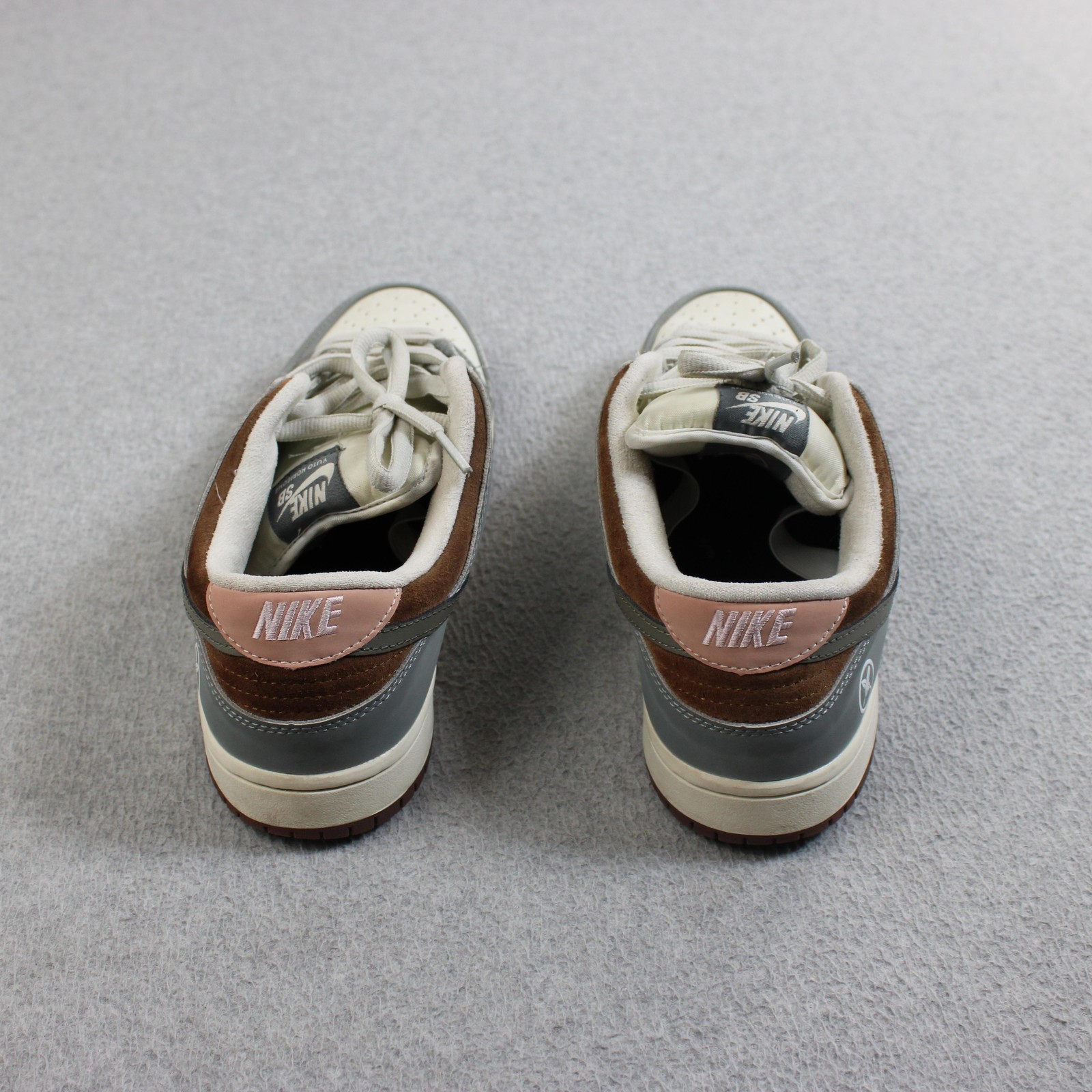Nike SB Dunk Low Dunk x Yuto Horigome Shoes Men Size 10 Gray White FQ1180-001